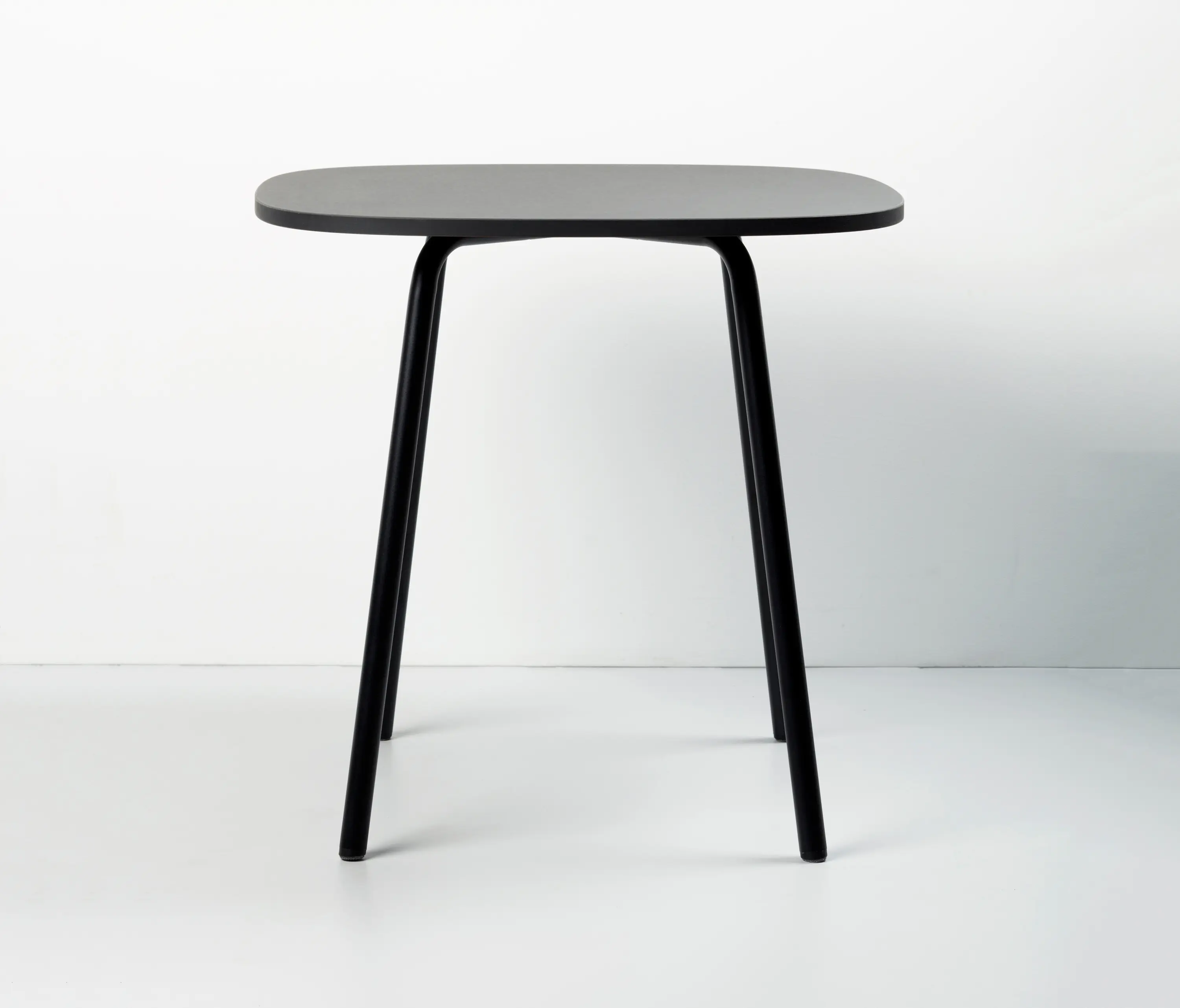 Cascando - Pully table