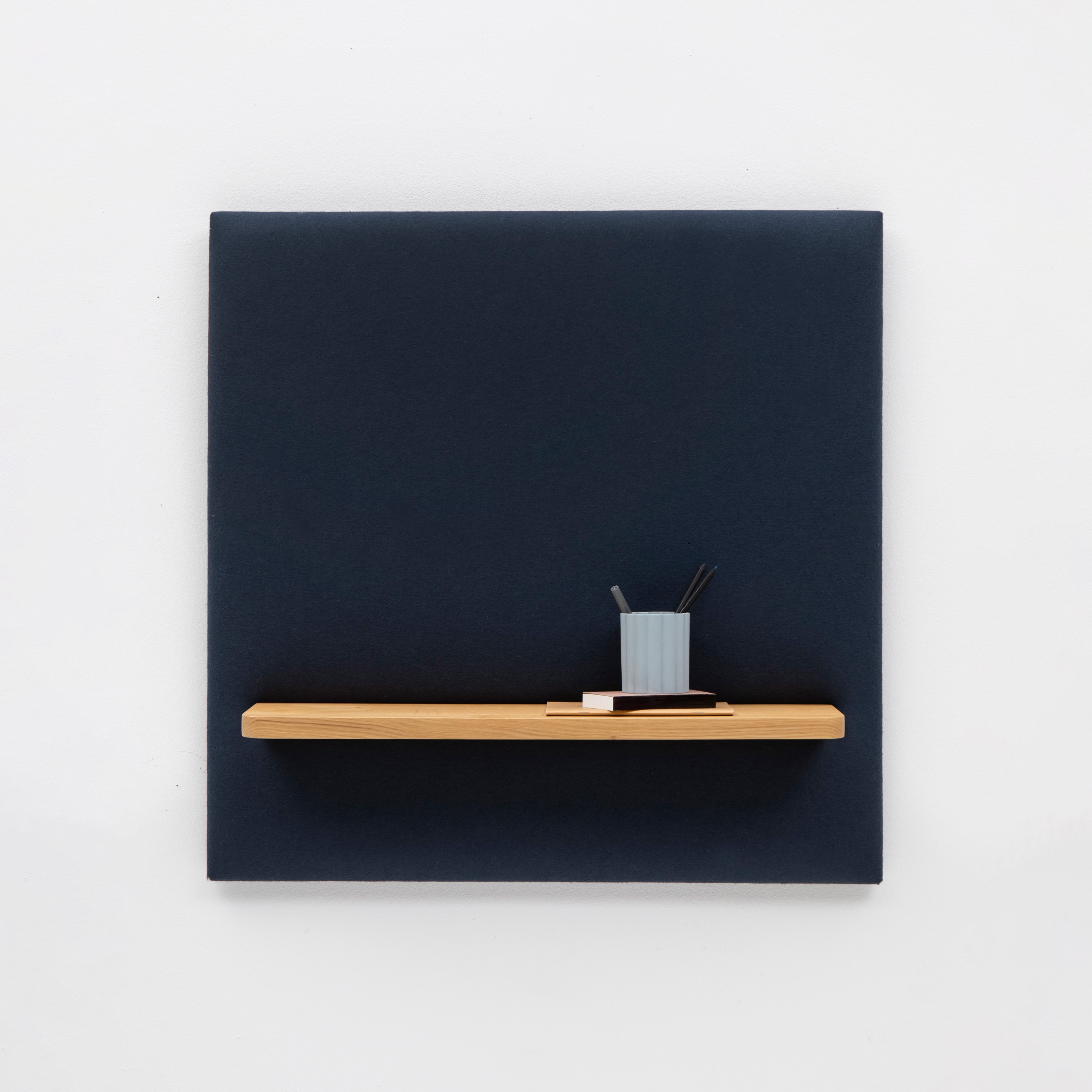 Display product Pillow Grid | Panel with shelf from manufacturer Cascando