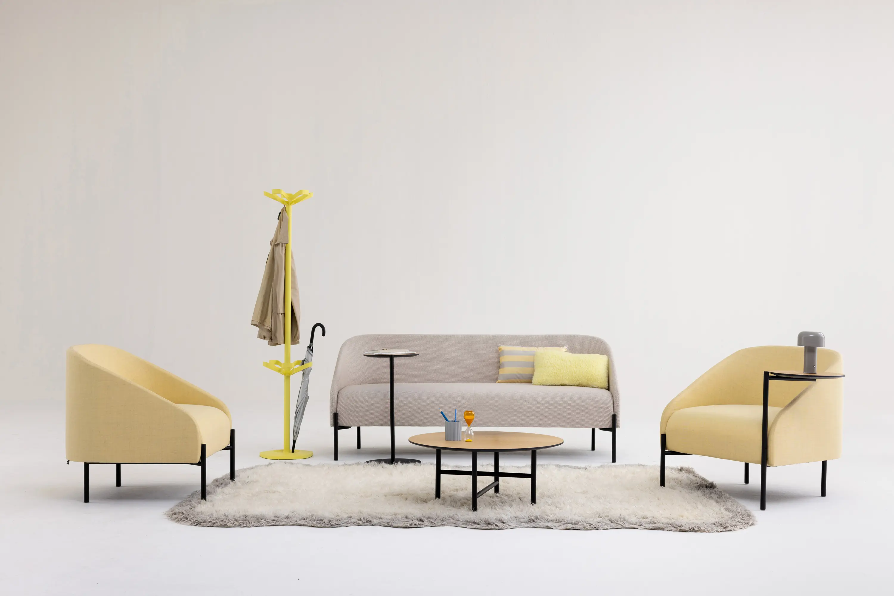 Cascando - Bond Coffee Table