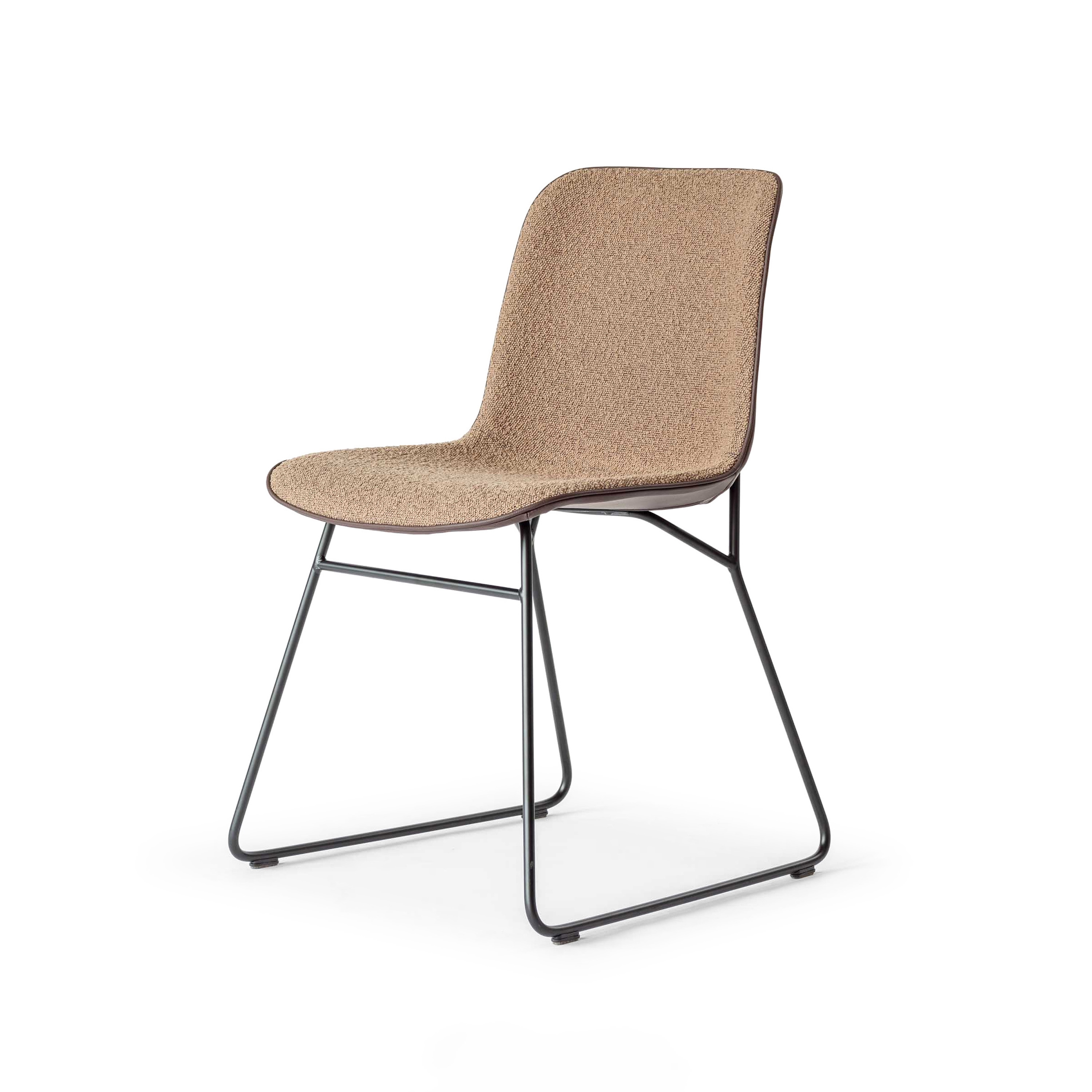 Q5 Chair