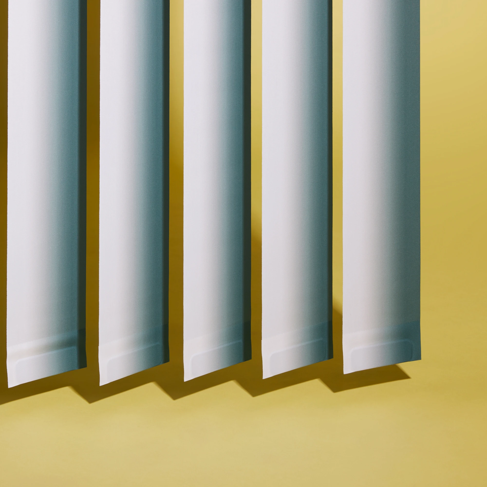 VERTICAL BLINDS