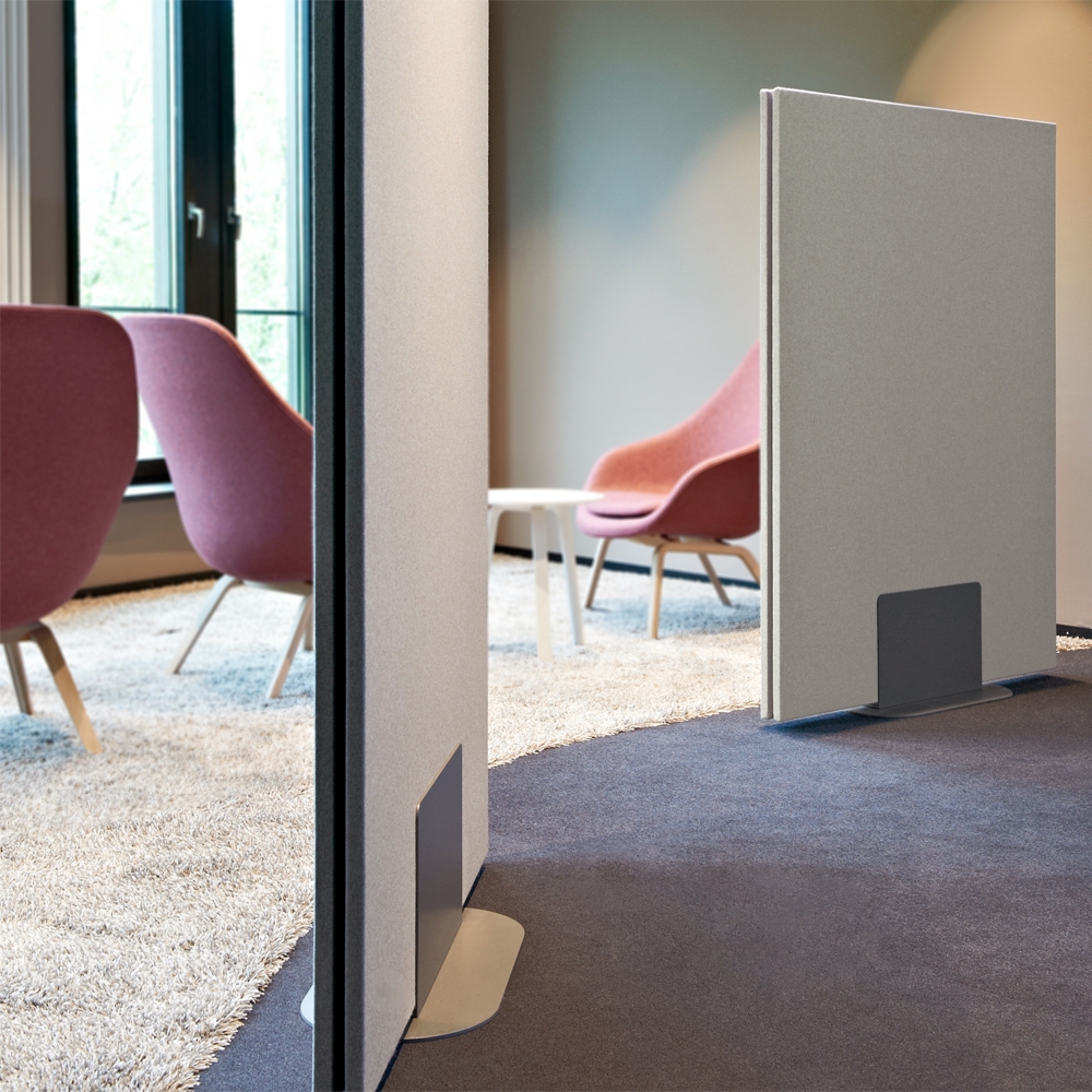 Display product ACOUSTIC ROOM DIVIDER | Mobile partition solutions from manufacturer Création Baumann