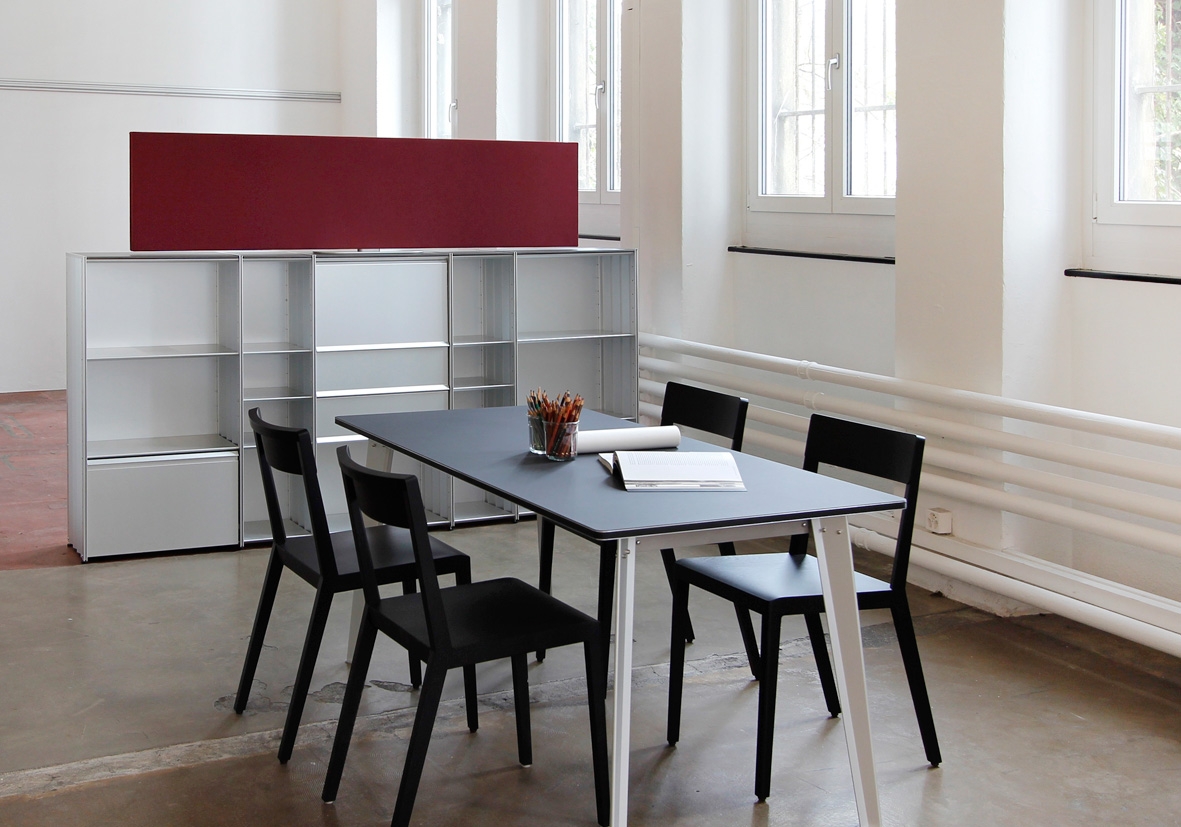 Mostra il prodotto ACOUSTIC ROOM DIVIDER | Effective desktop solutions del produttore Création Baumann
