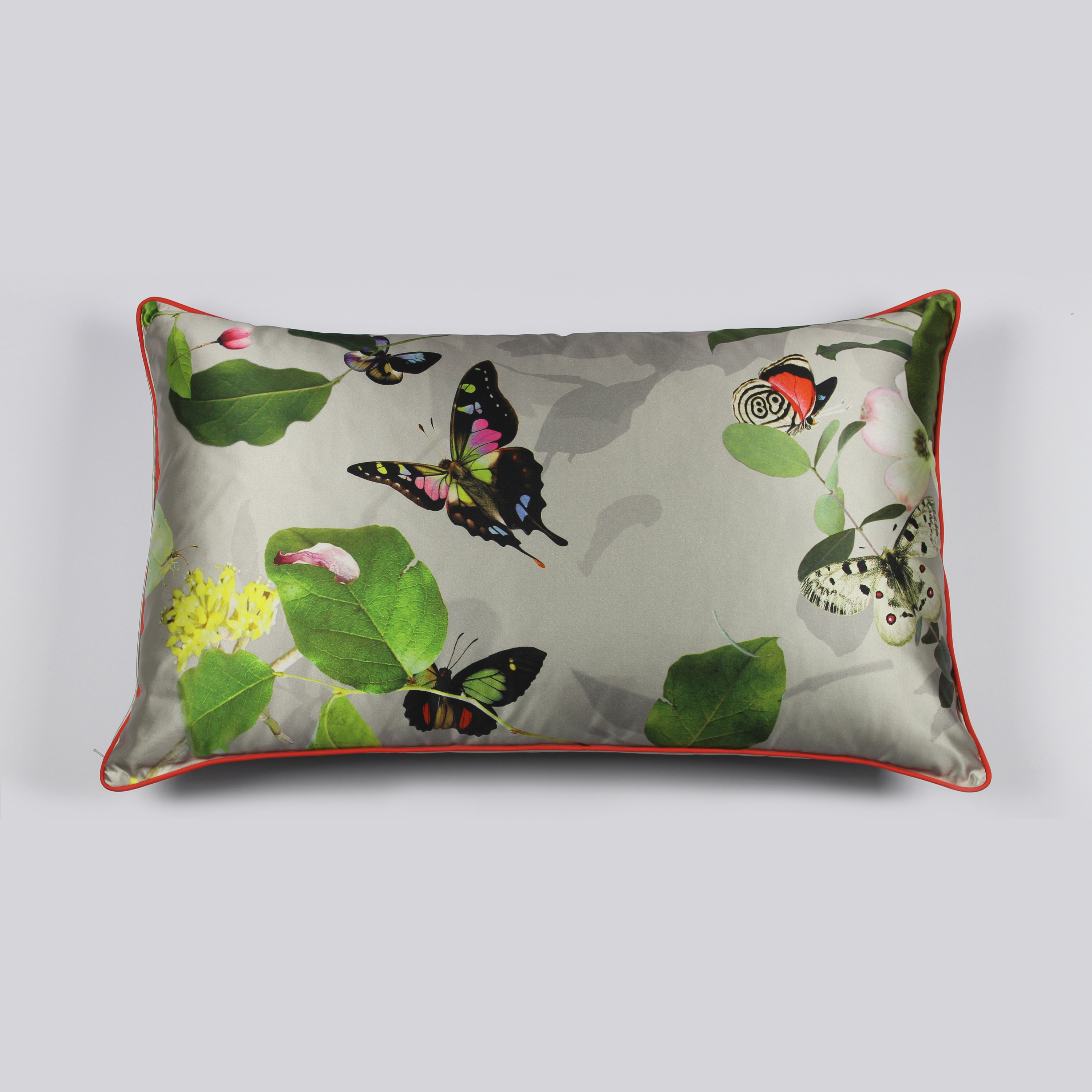 Mostra il prodotto CUSHION PAPILLON - 2091 del produttore Création Baumann