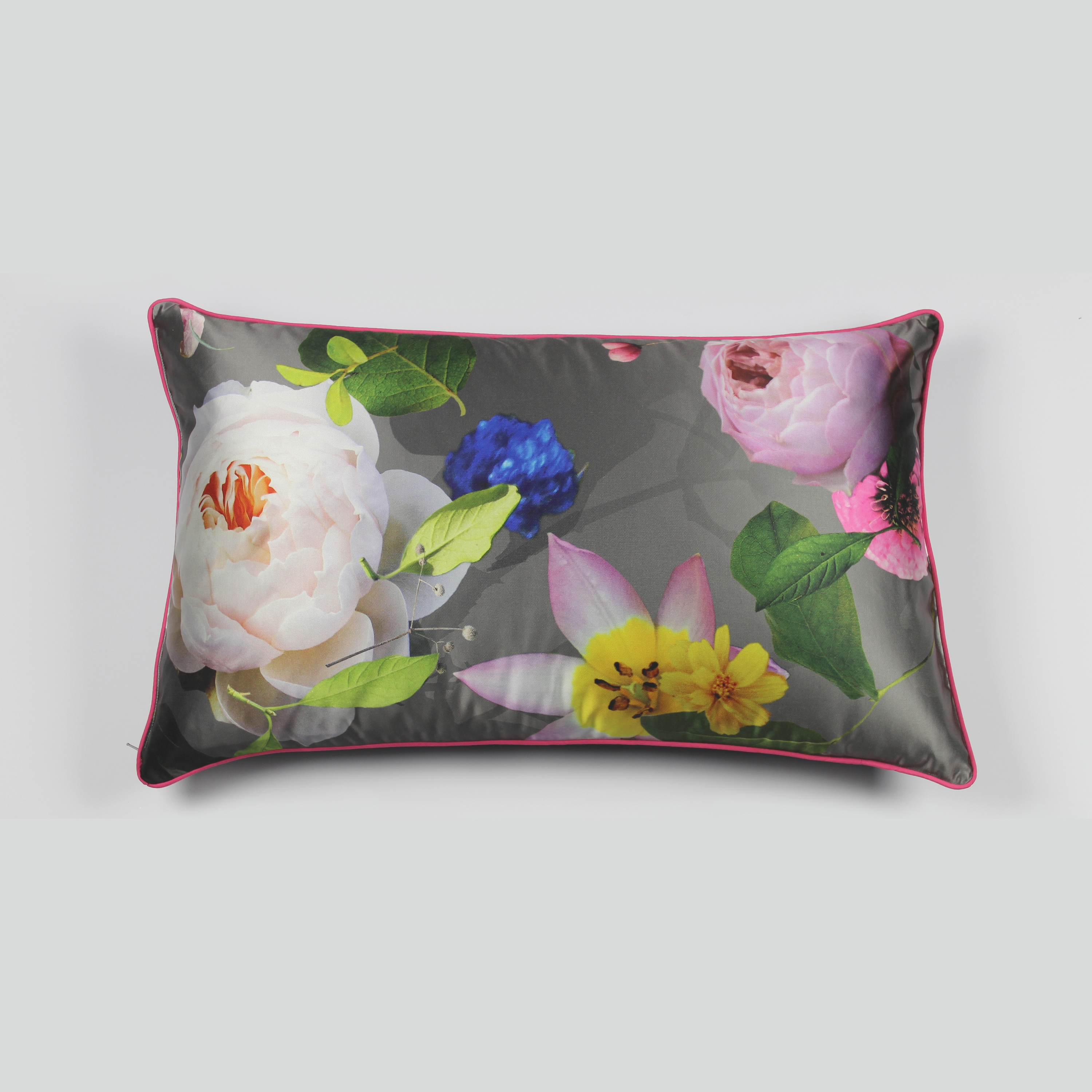 Afficher le produit CUSHION ROSE - 2072 du fabricant Création Baumann