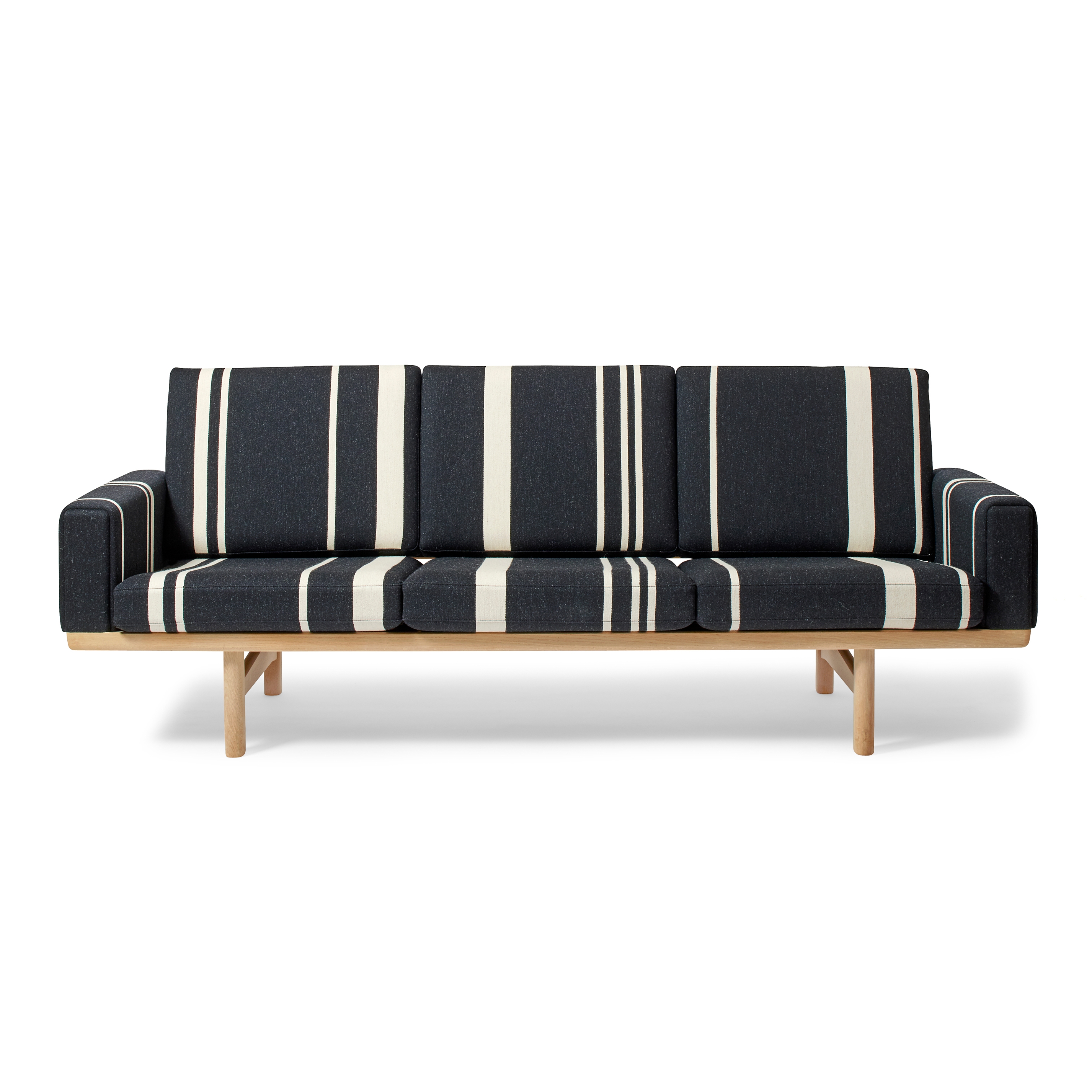 Mostra il prodotto GE 236 3-Seater Couch del produttore Getama Danmark