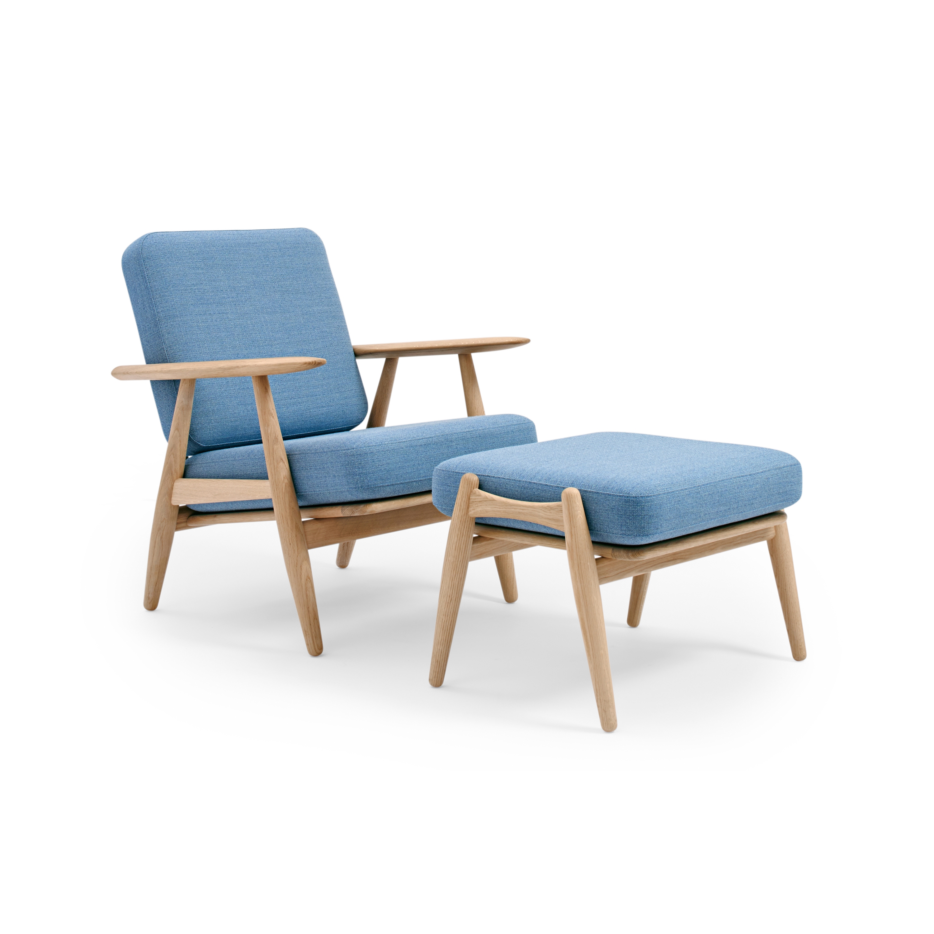 Display product GE 240 Easy Chair with Footstool from manufacturer Getama Danmark