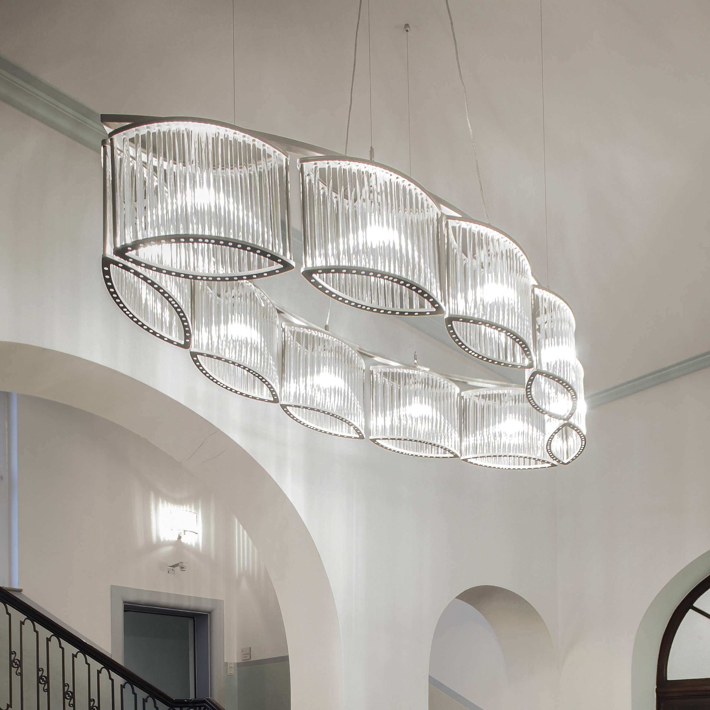 Display product Stilio Oval Custom made from manufacturer Licht im Raum