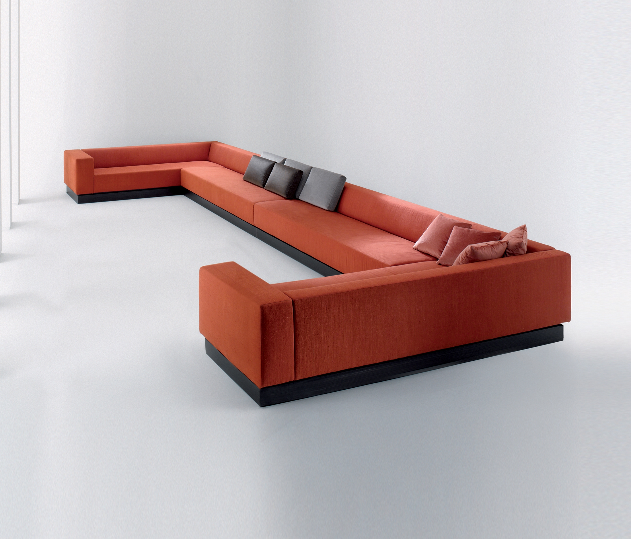 Display product Orchestra System | Sofa Rondo from manufacturer Laurameroni
