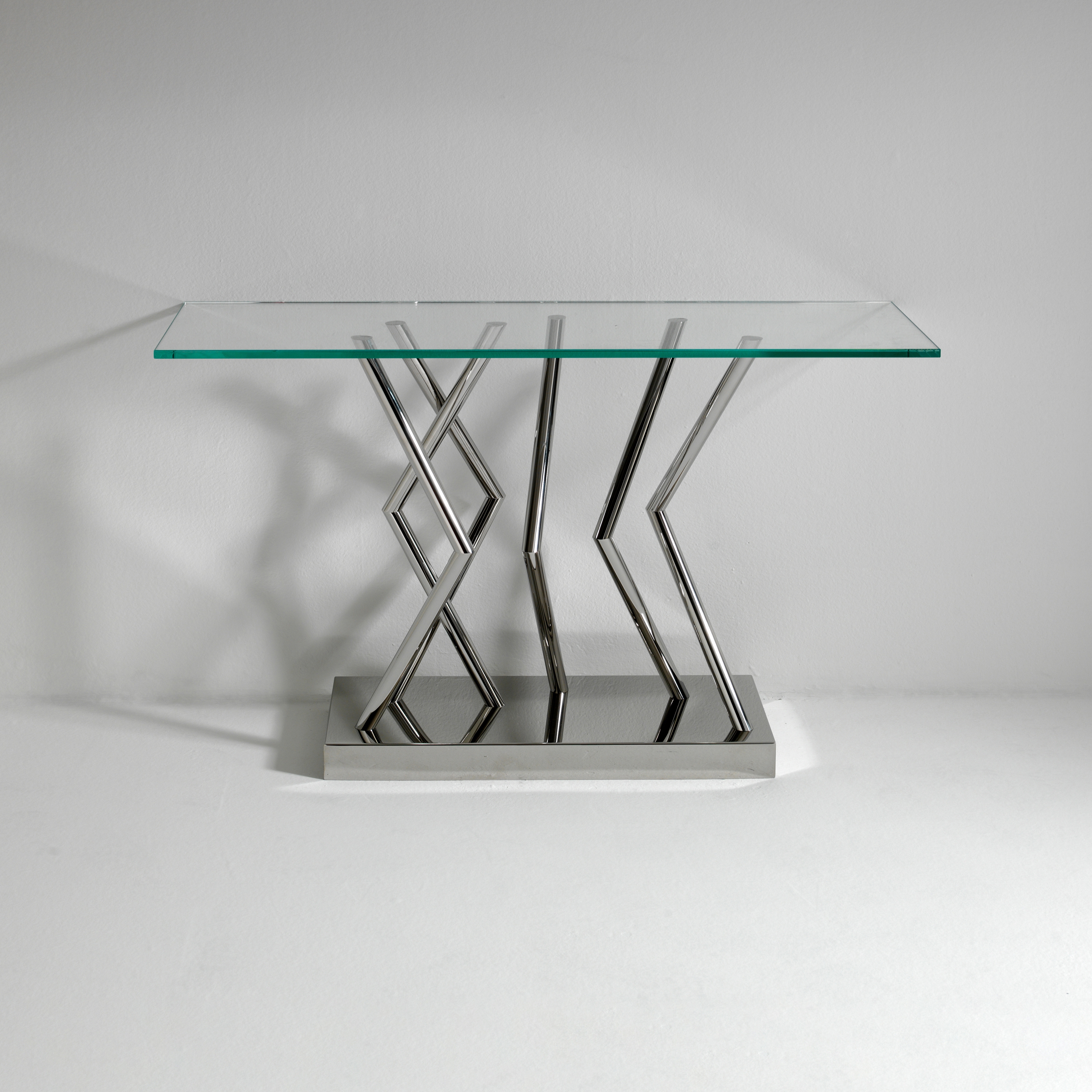 Display product SA 06 | Console from manufacturer Laurameroni