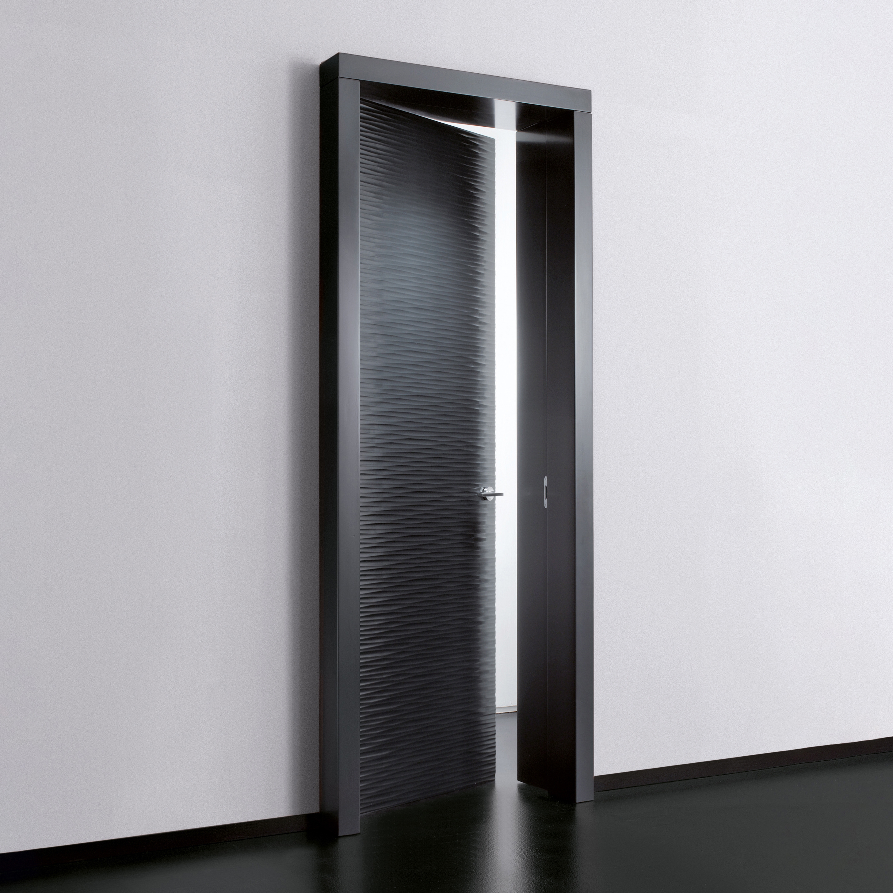 Display product Onda | Hinged Door from manufacturer Laurameroni