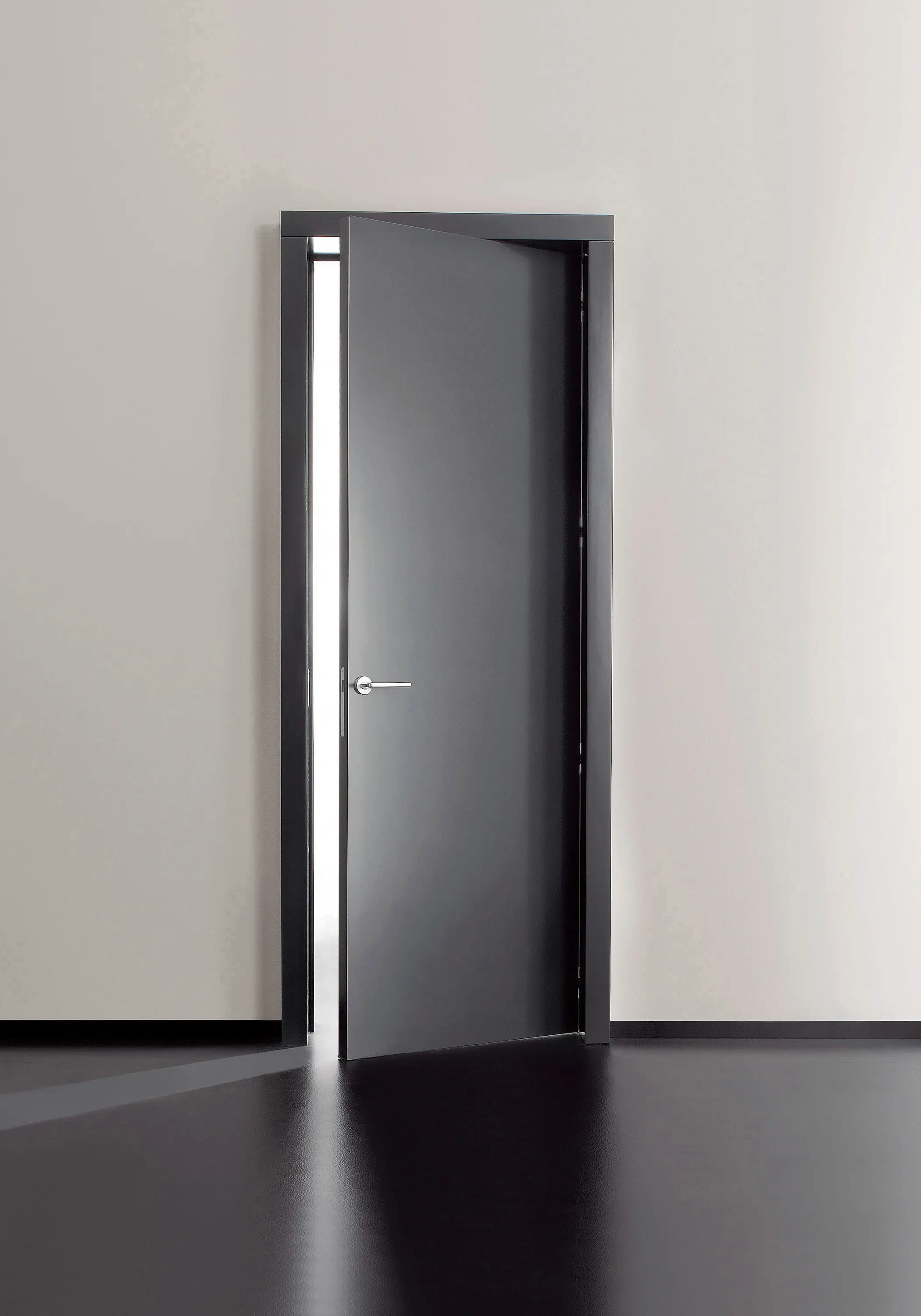 Laurameroni - Graffiti | Hinged Door Easy