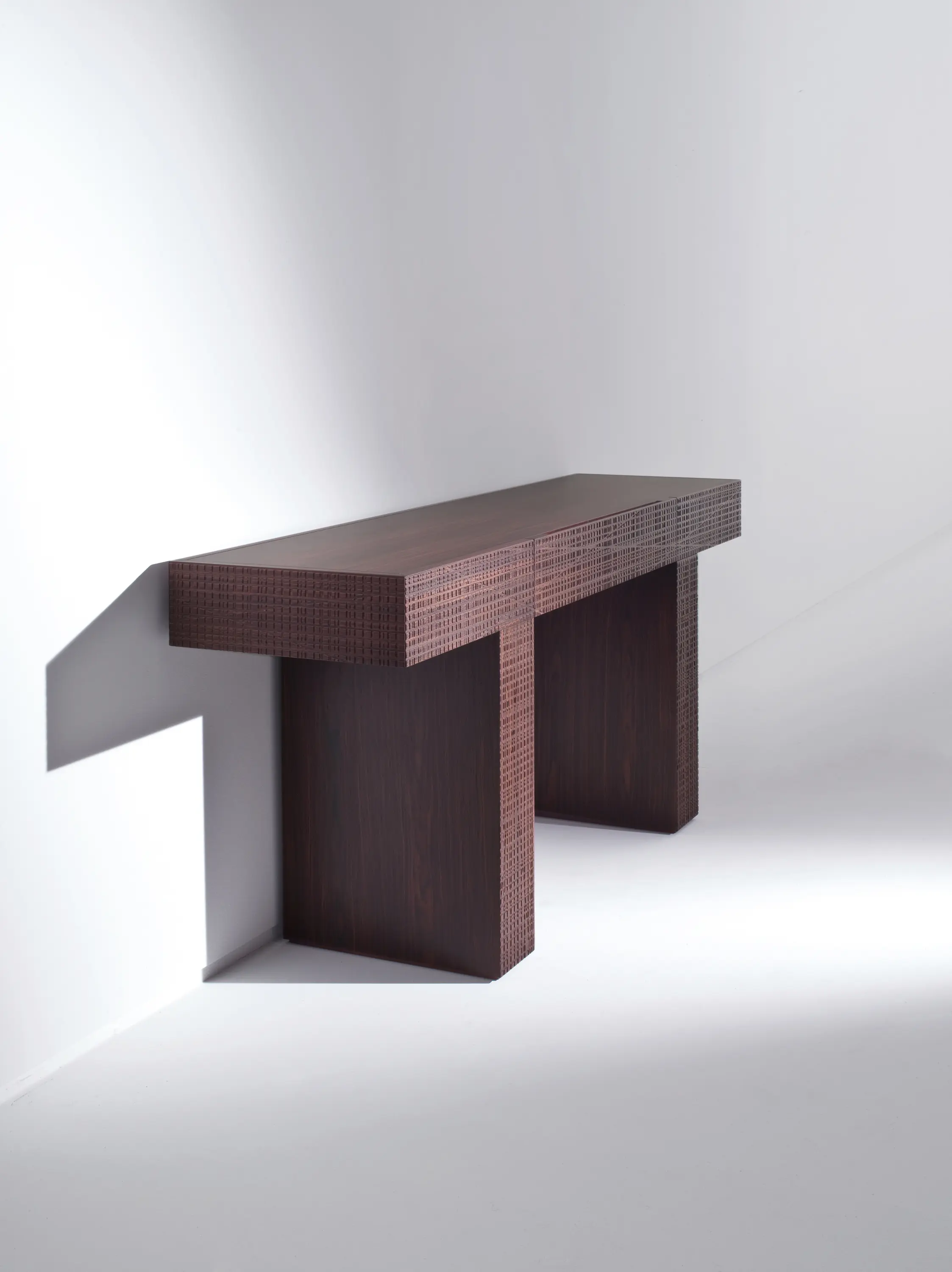 Laurameroni - BD 38 | Console