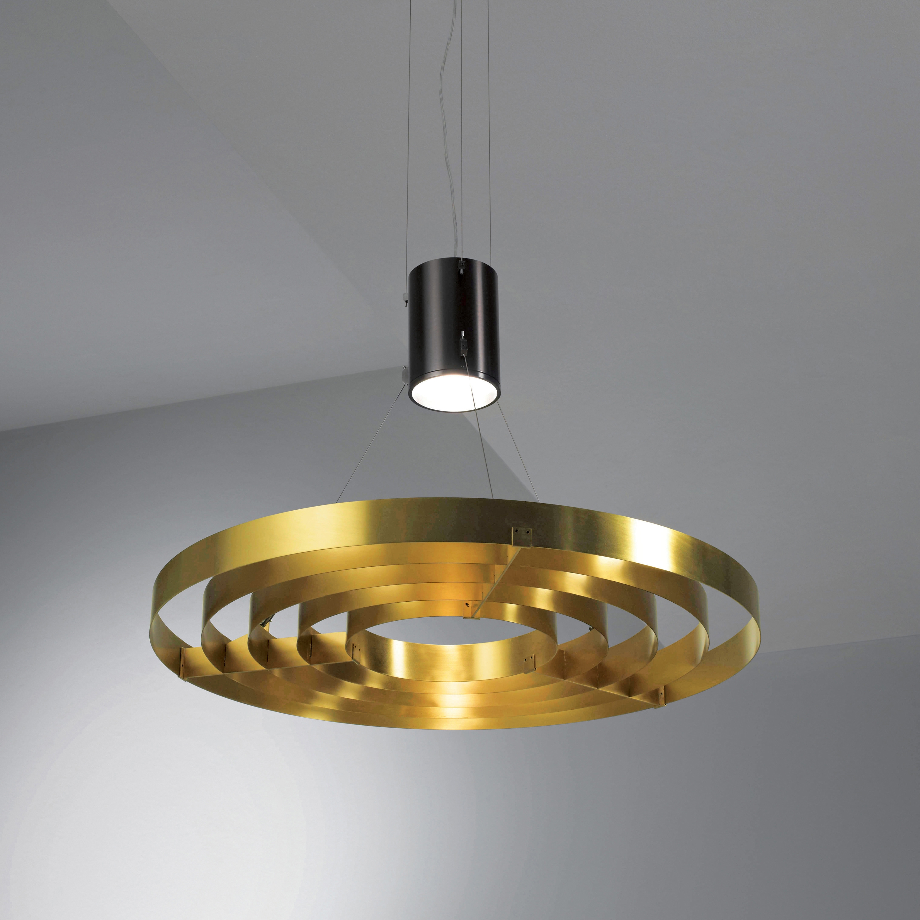 Display product Dark Light | Suspended Lamp from manufacturer Laurameroni