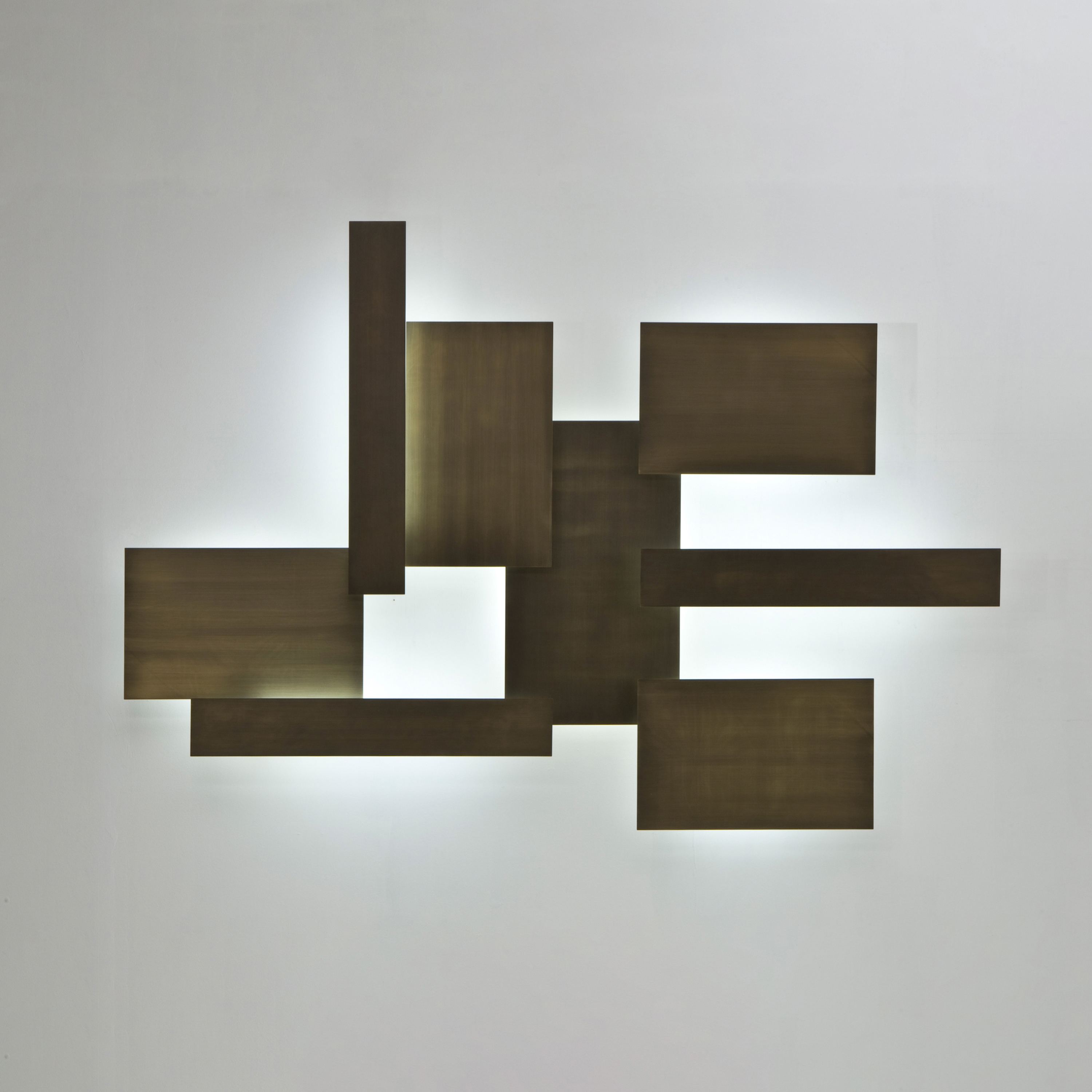 Display product Lightwall | Wall Lamp from manufacturer Laurameroni