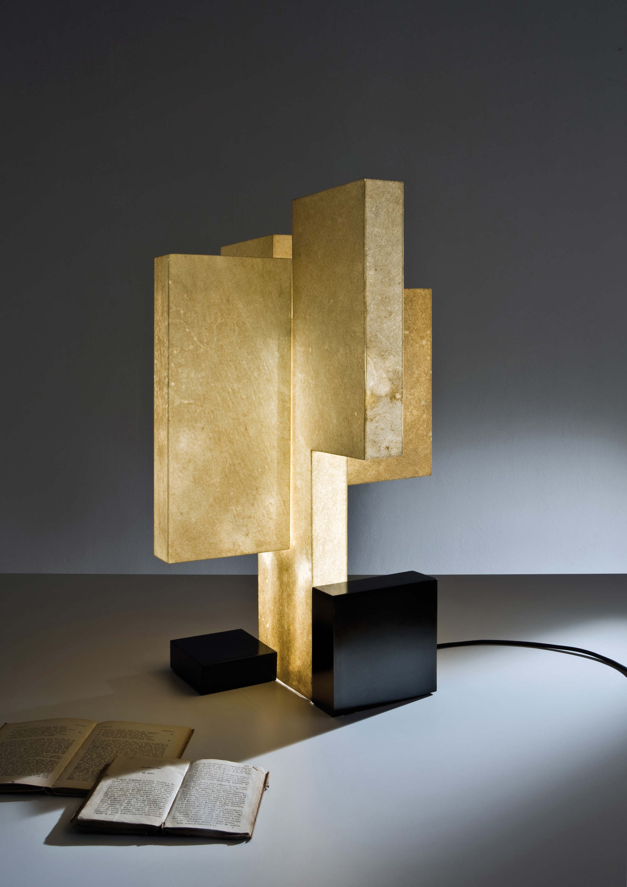 Mostra il prodotto Novecentotrenta | 
Tischlampe del produttore Laurameroni