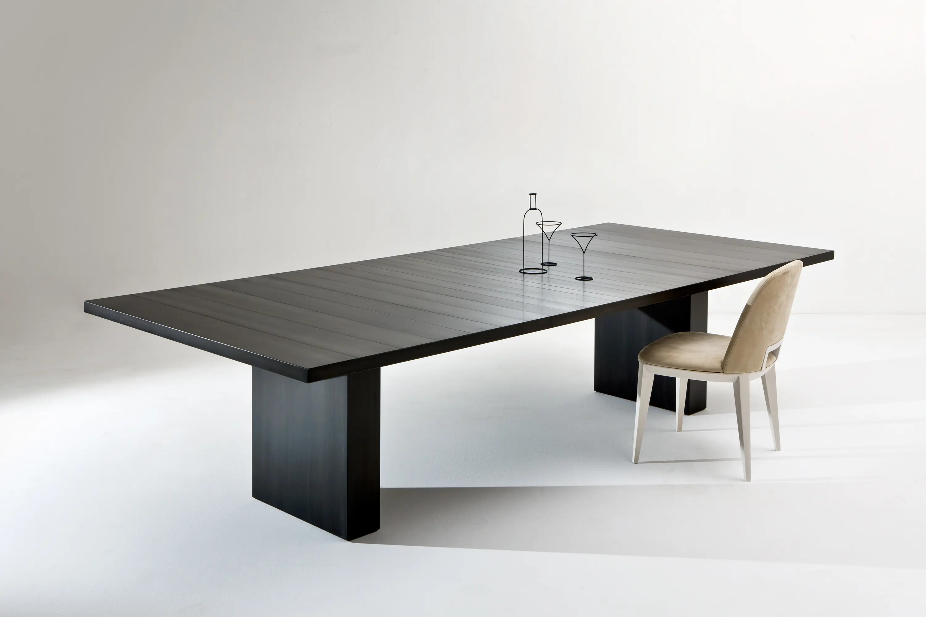 Laurameroni - ST 51 | Tisch