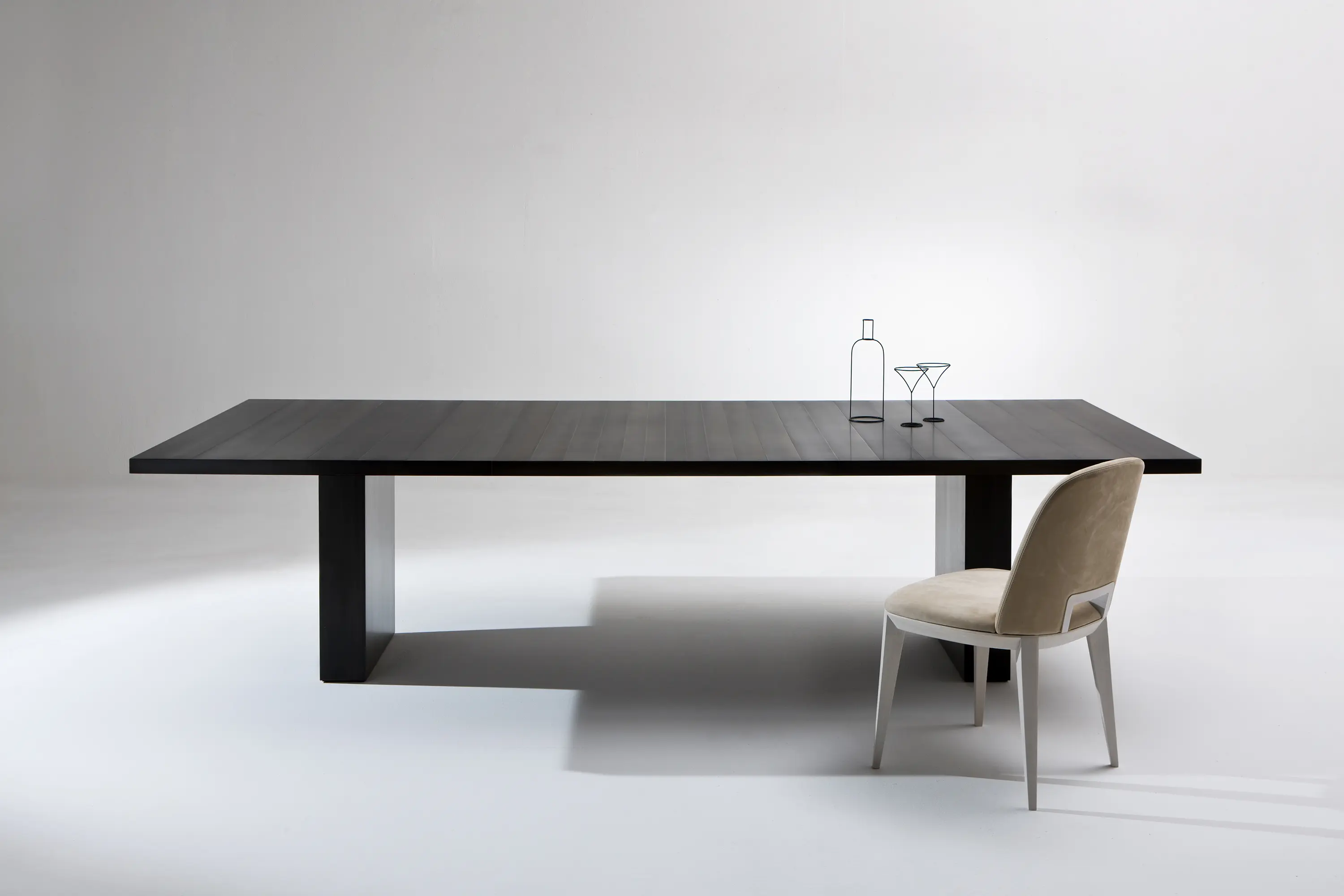Laurameroni - ST 51 | Tisch