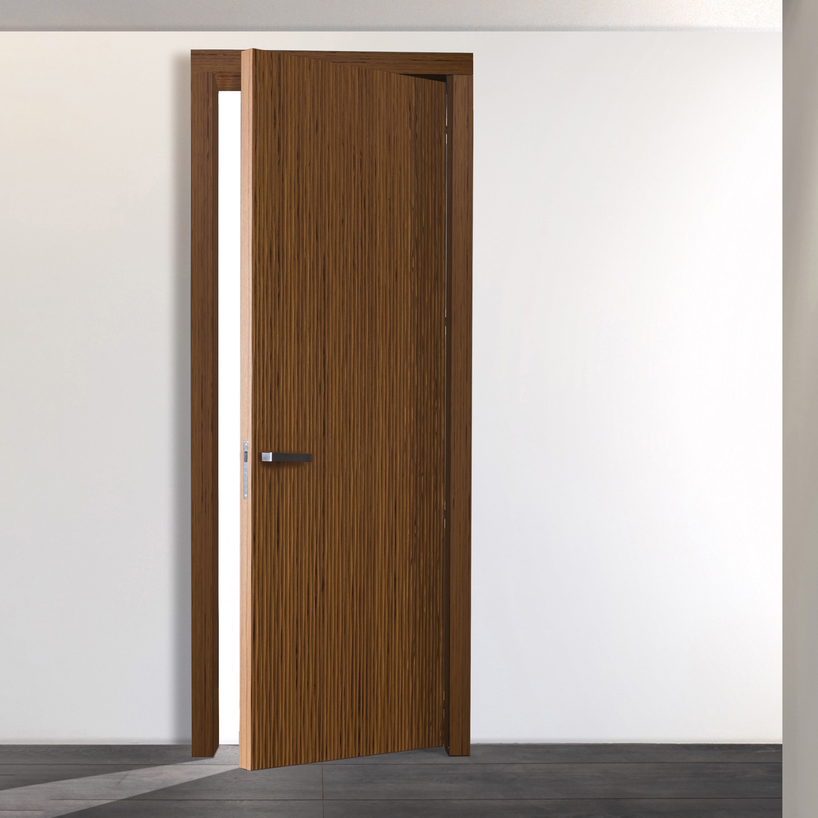 Onda | Hinged Door