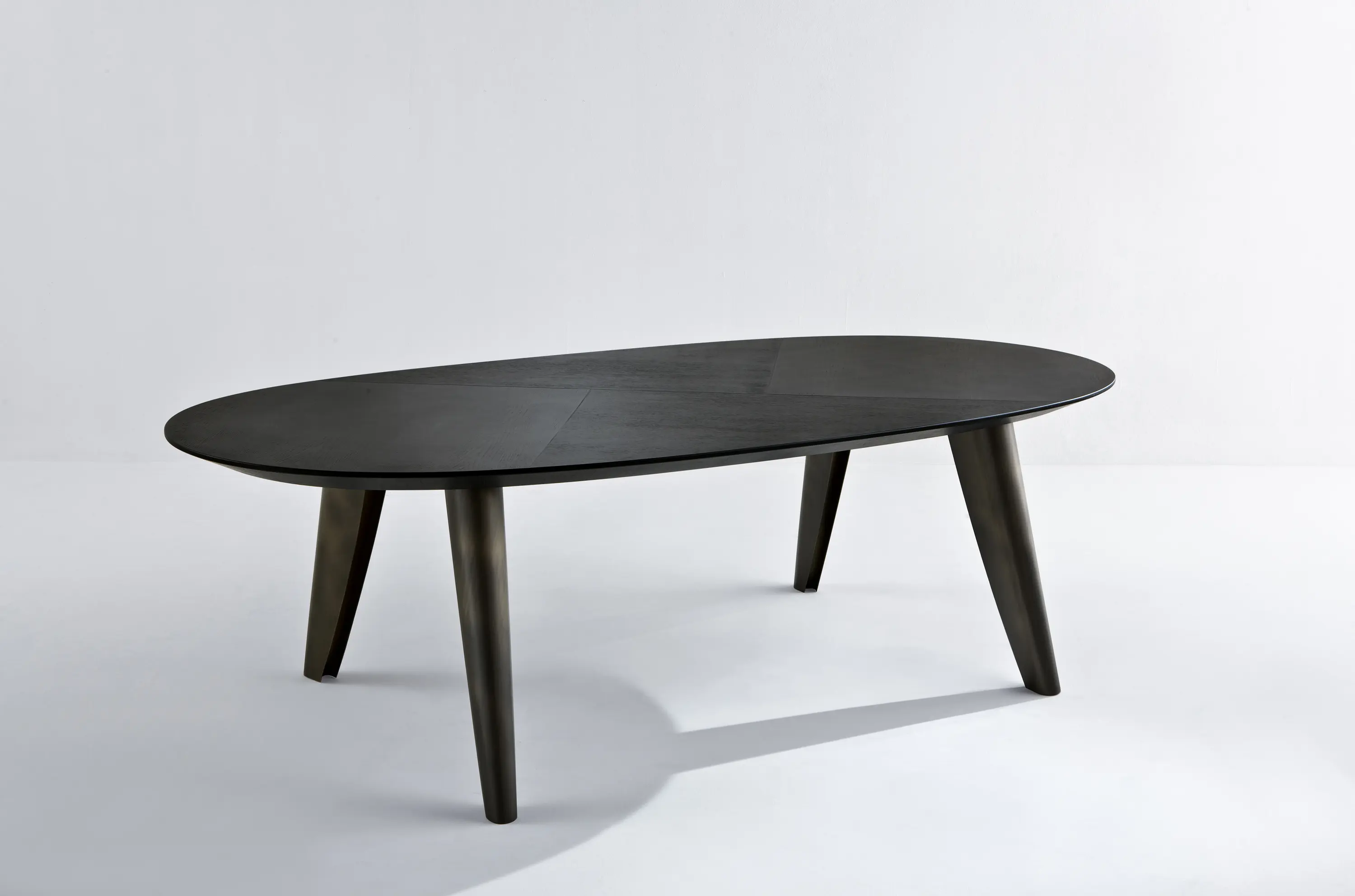 Laurameroni - BD 161 | Tisch