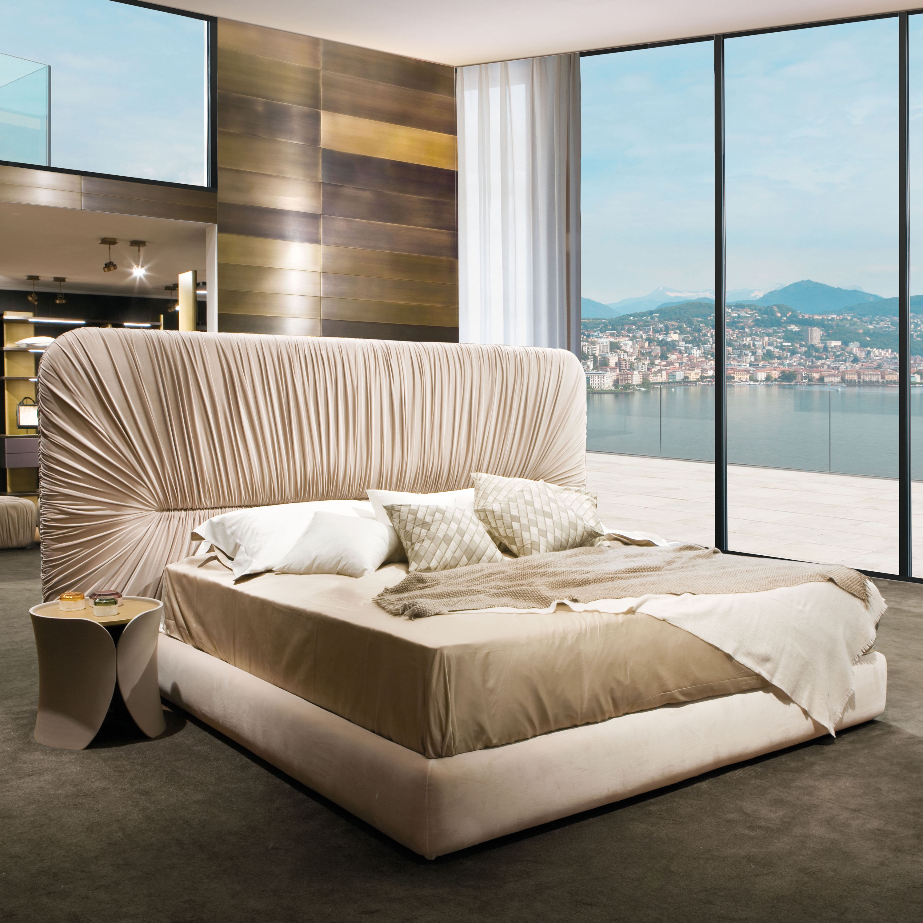 Display product Drapé | Bed from manufacturer Laurameroni