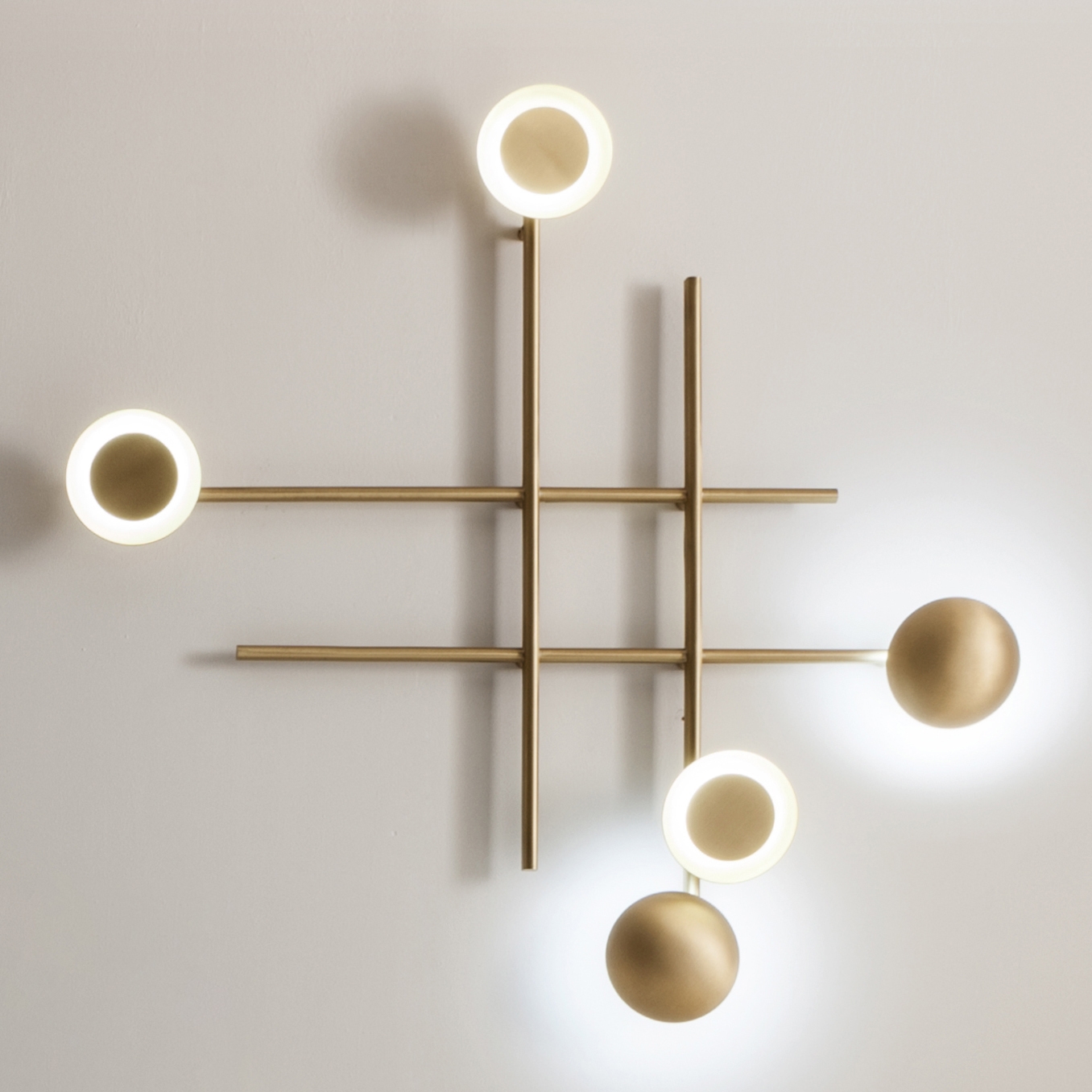 Gaia | Wall Lamp