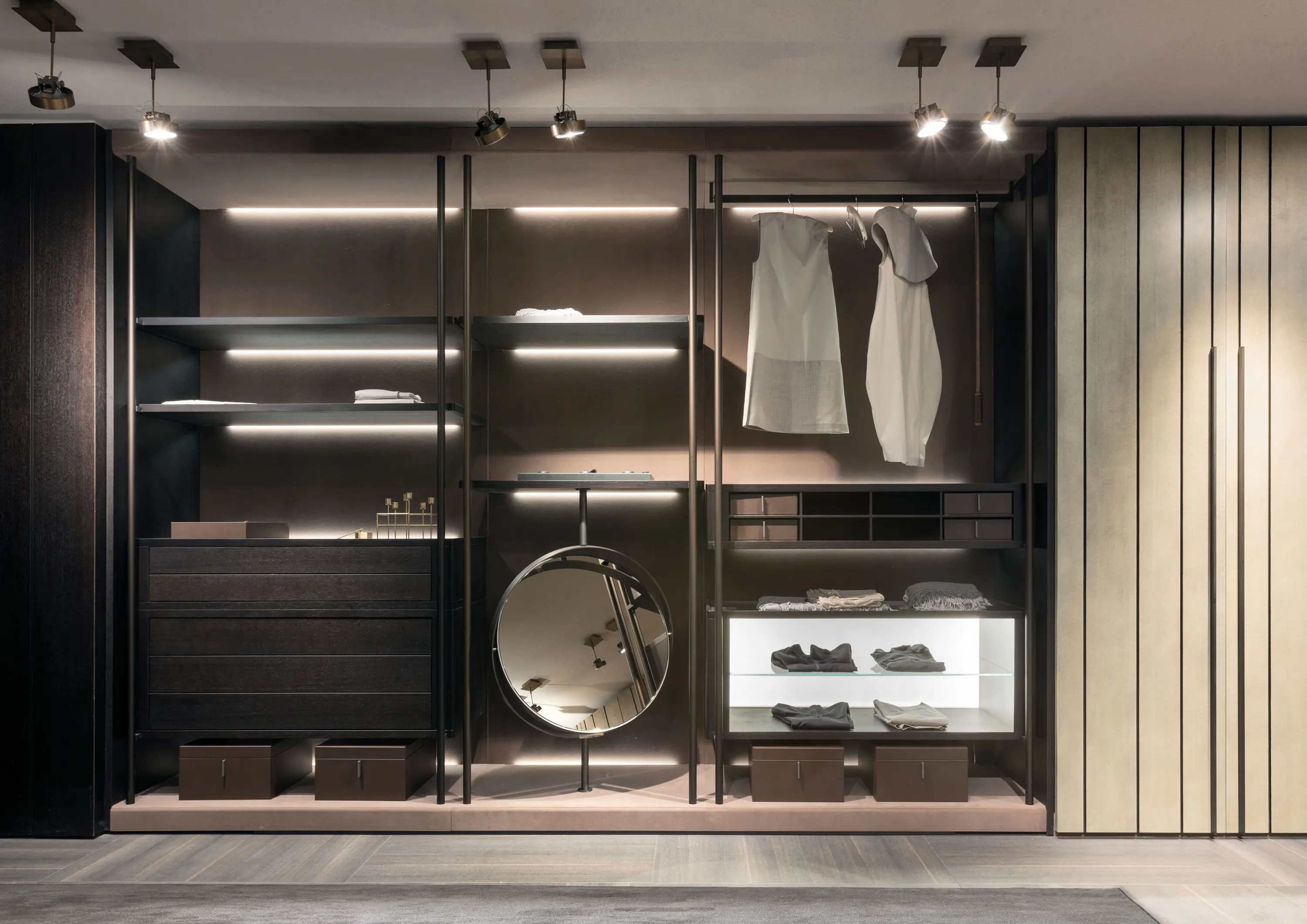 Laurameroni - Harvey | Walk-in Closet