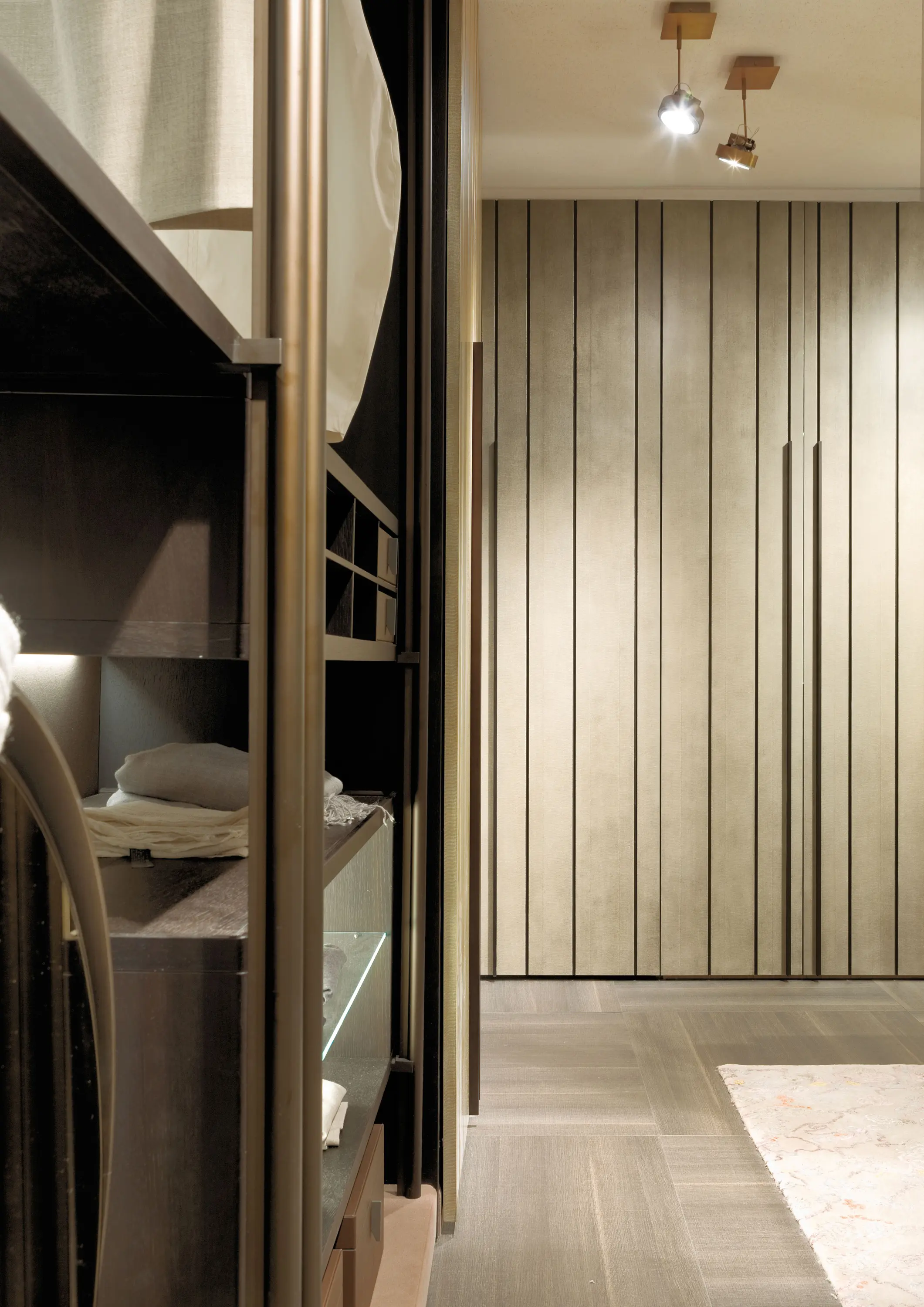 Laurameroni - Harvey | Walk-in Closet