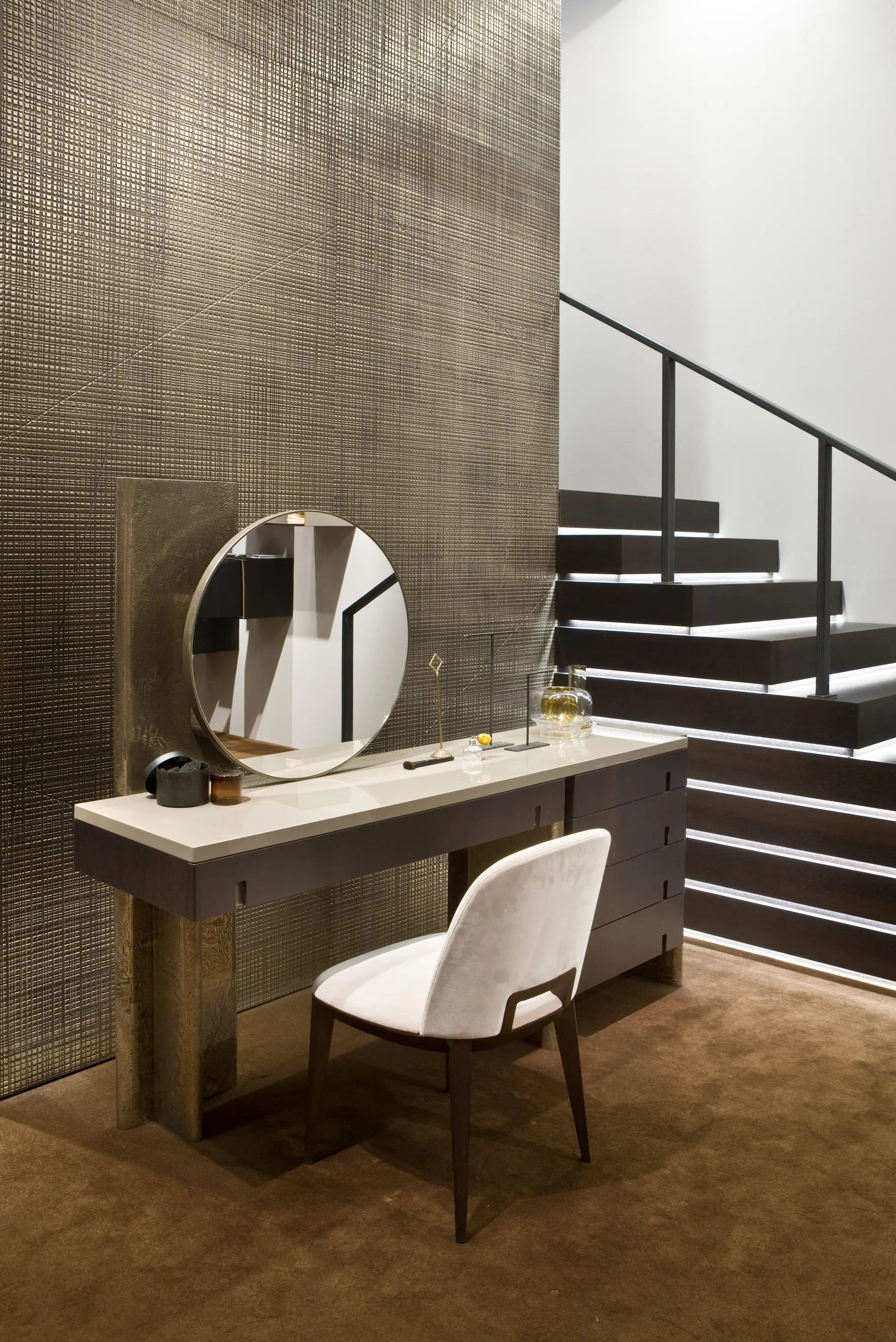 Laurameroni - Outfit Vanity | Console