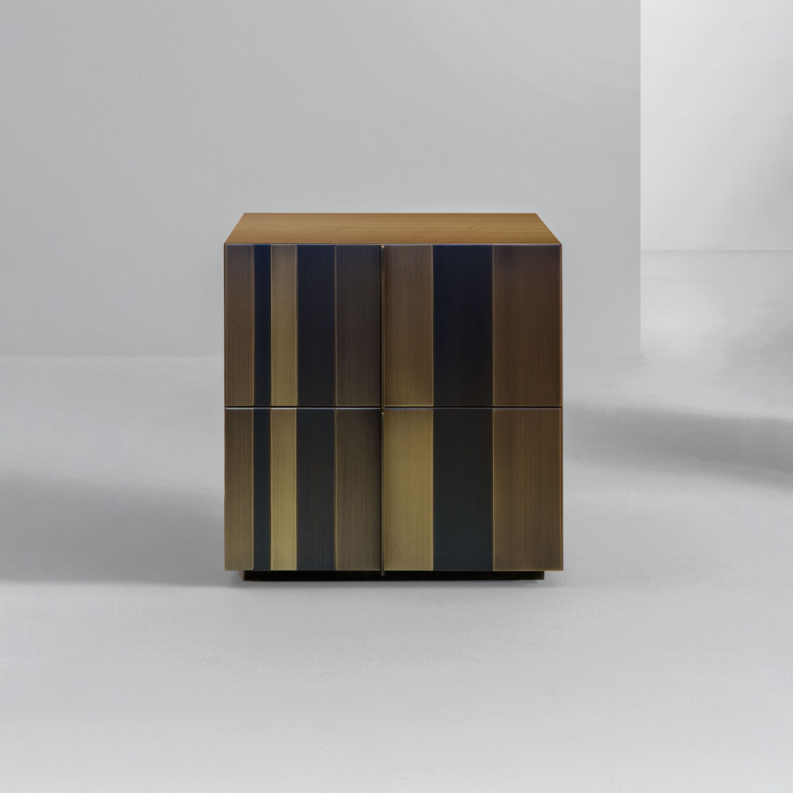 Display product ST 09 | Bedside Table from manufacturer Laurameroni