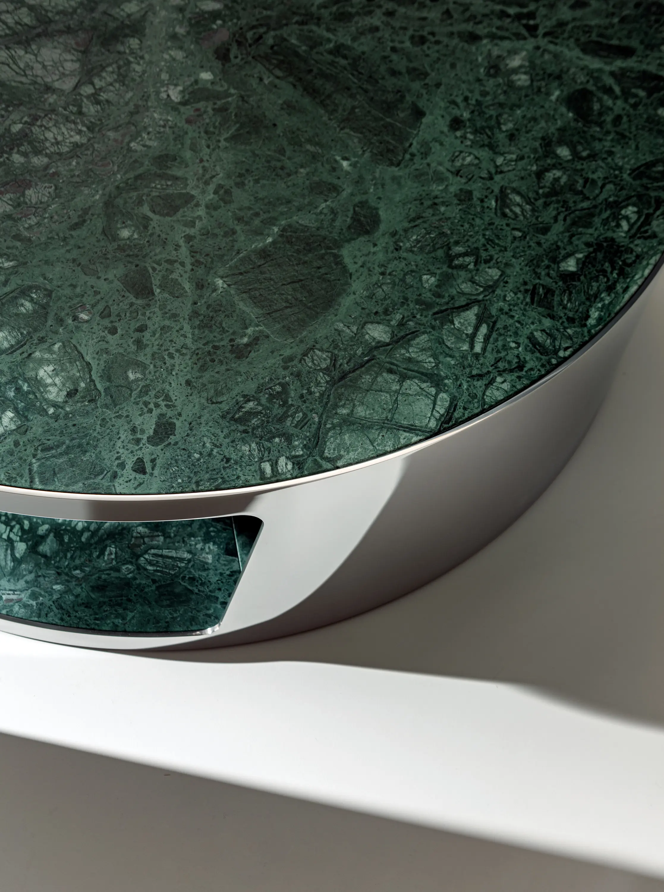 Laurameroni - Shadow | Low Tables