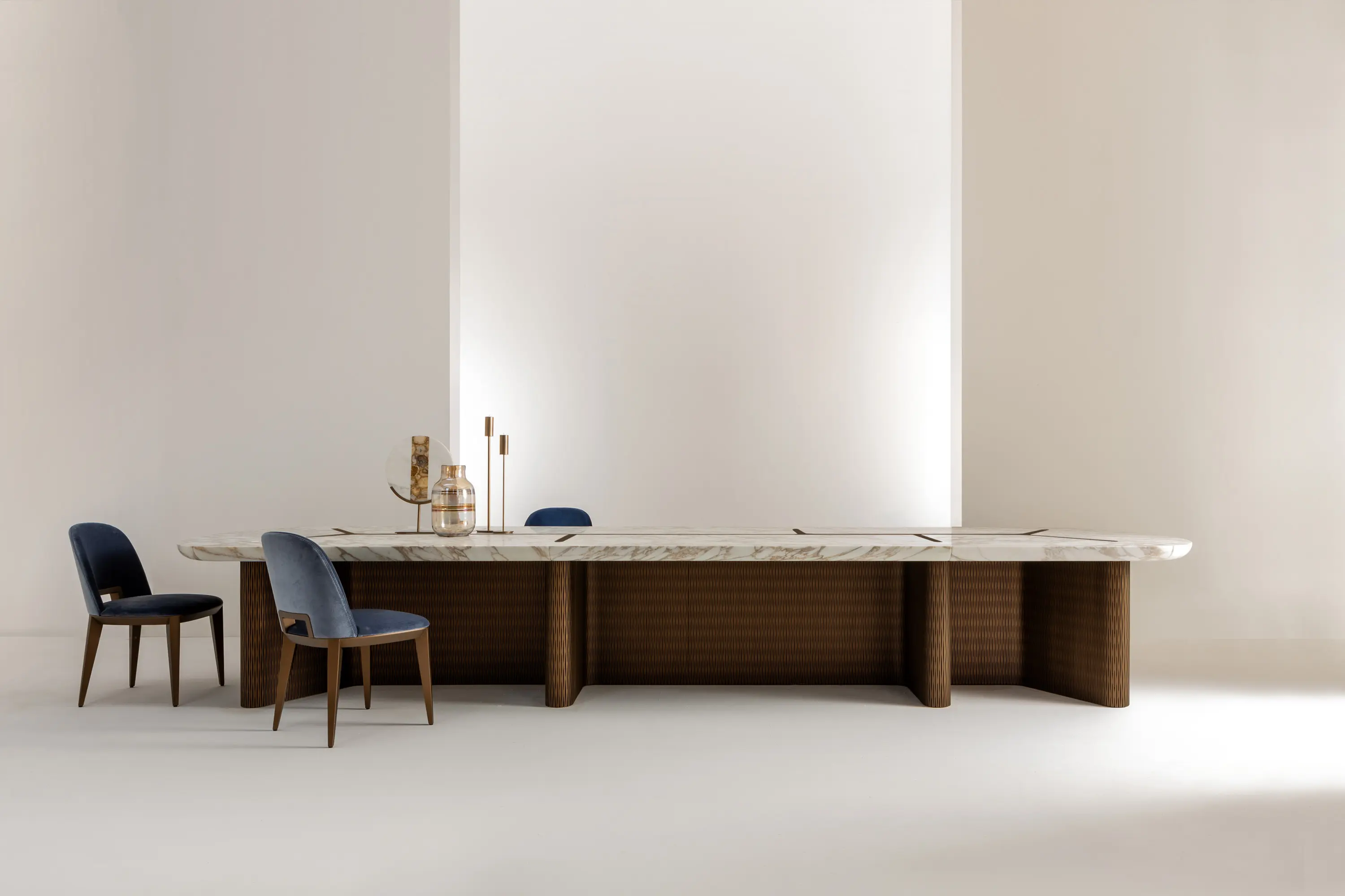 Laurameroni - Infinity | Table