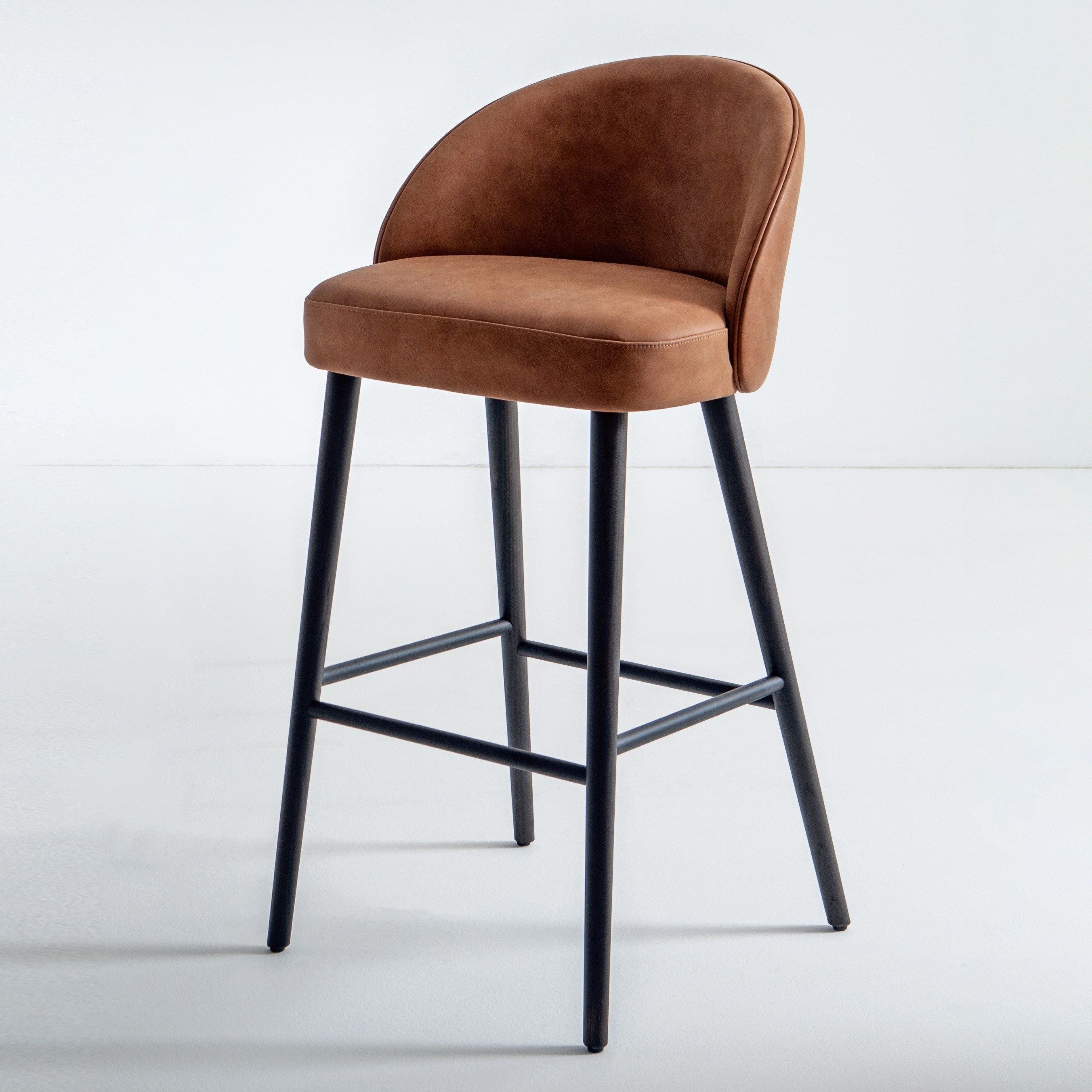 Display product LV 101 S | Stool from manufacturer Laurameroni