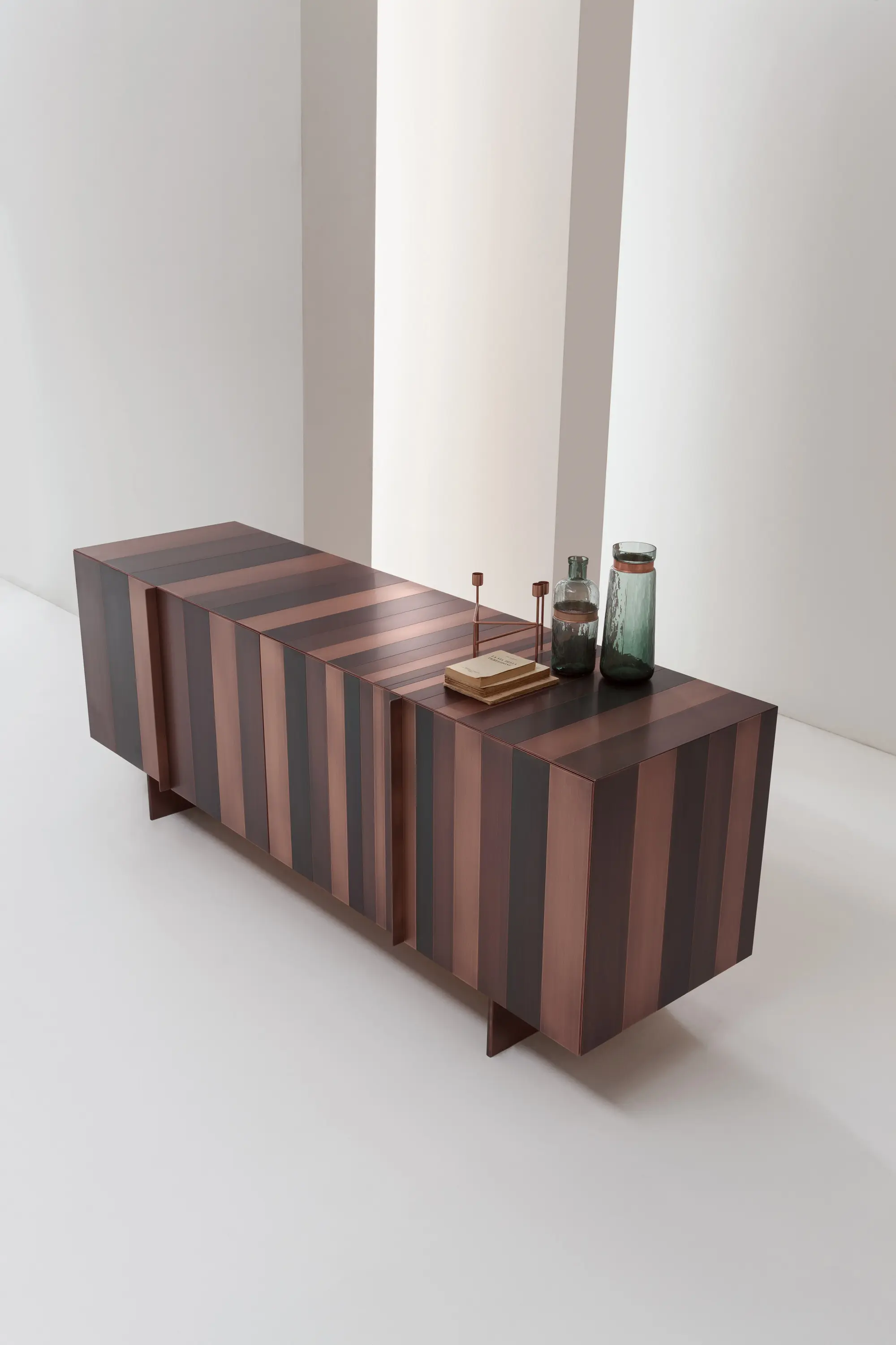 Laurameroni - ST 12 | Anrichte