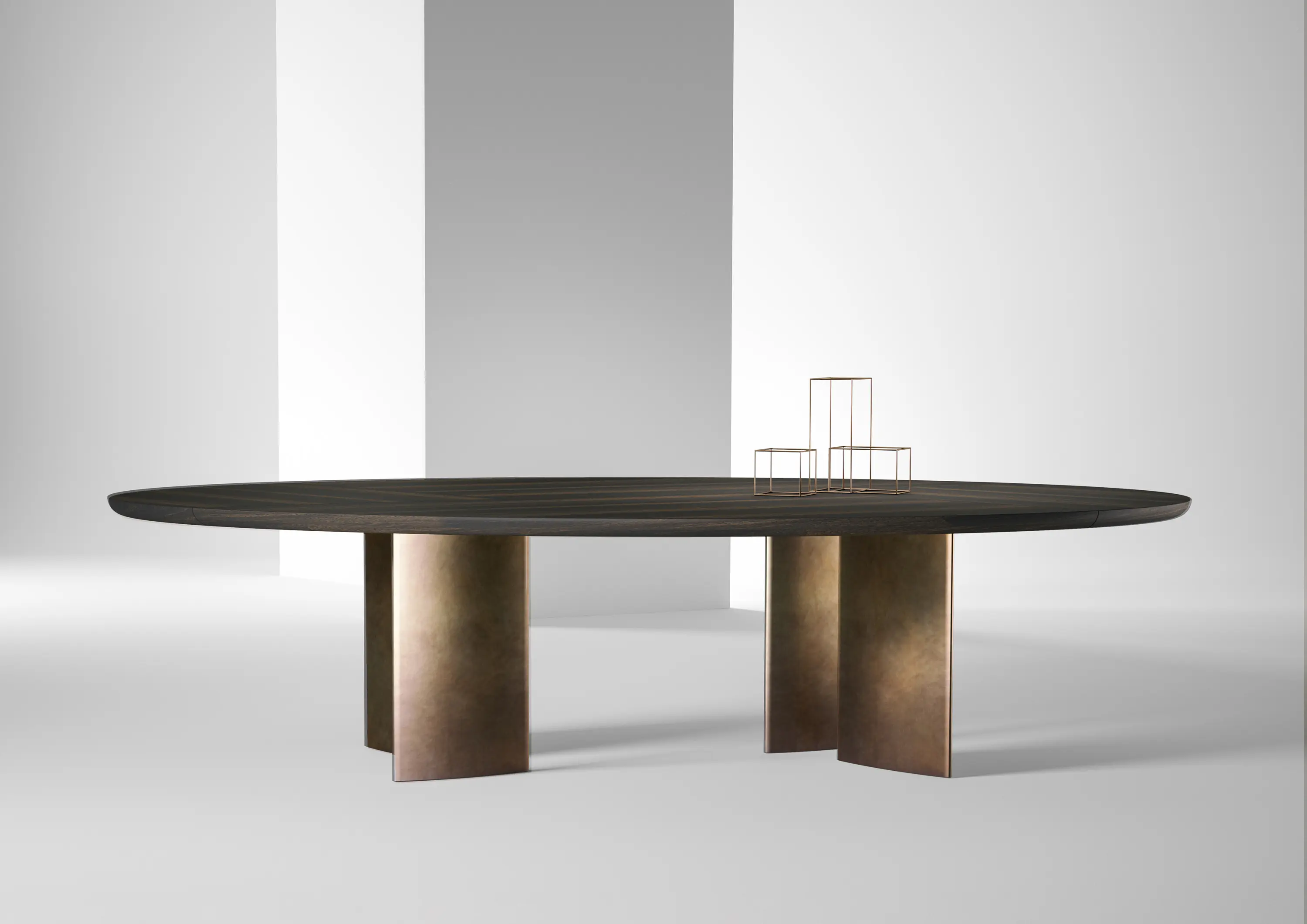 Laurameroni - Poe | Table