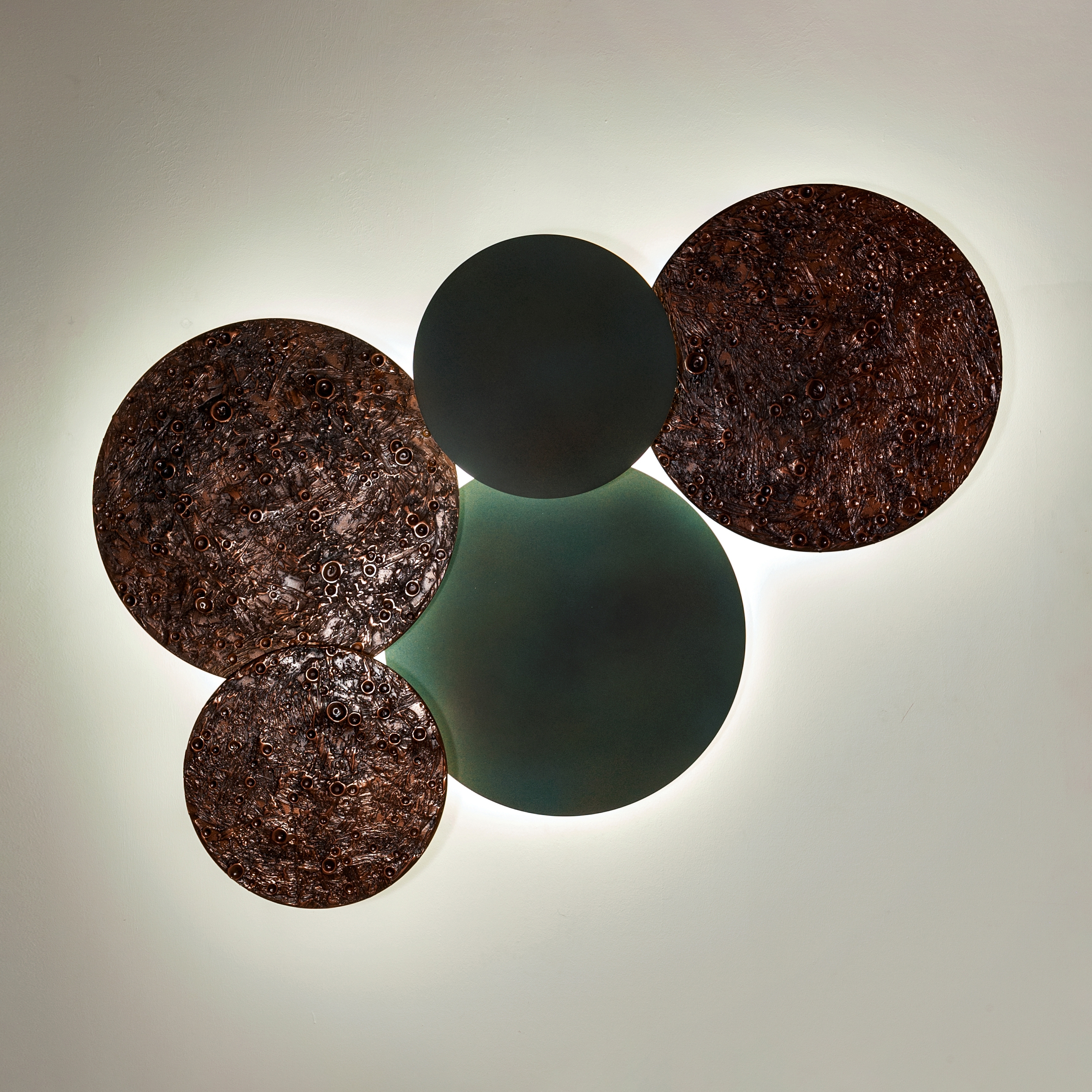 Display product Lightwall | Wall Lamp from manufacturer Laurameroni