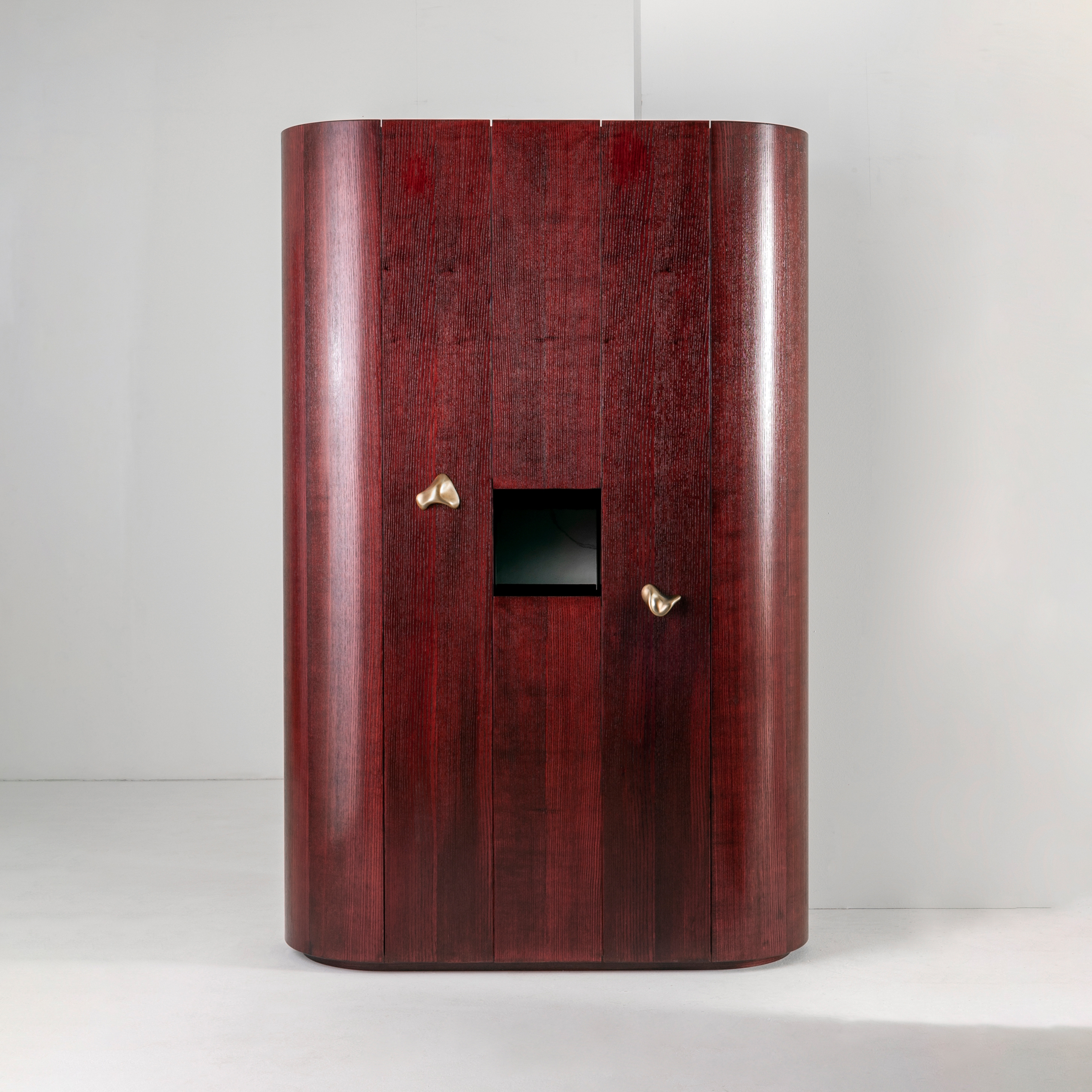Mostra il prodotto Collectionist Cabinet | Credenza del produttore Laurameroni