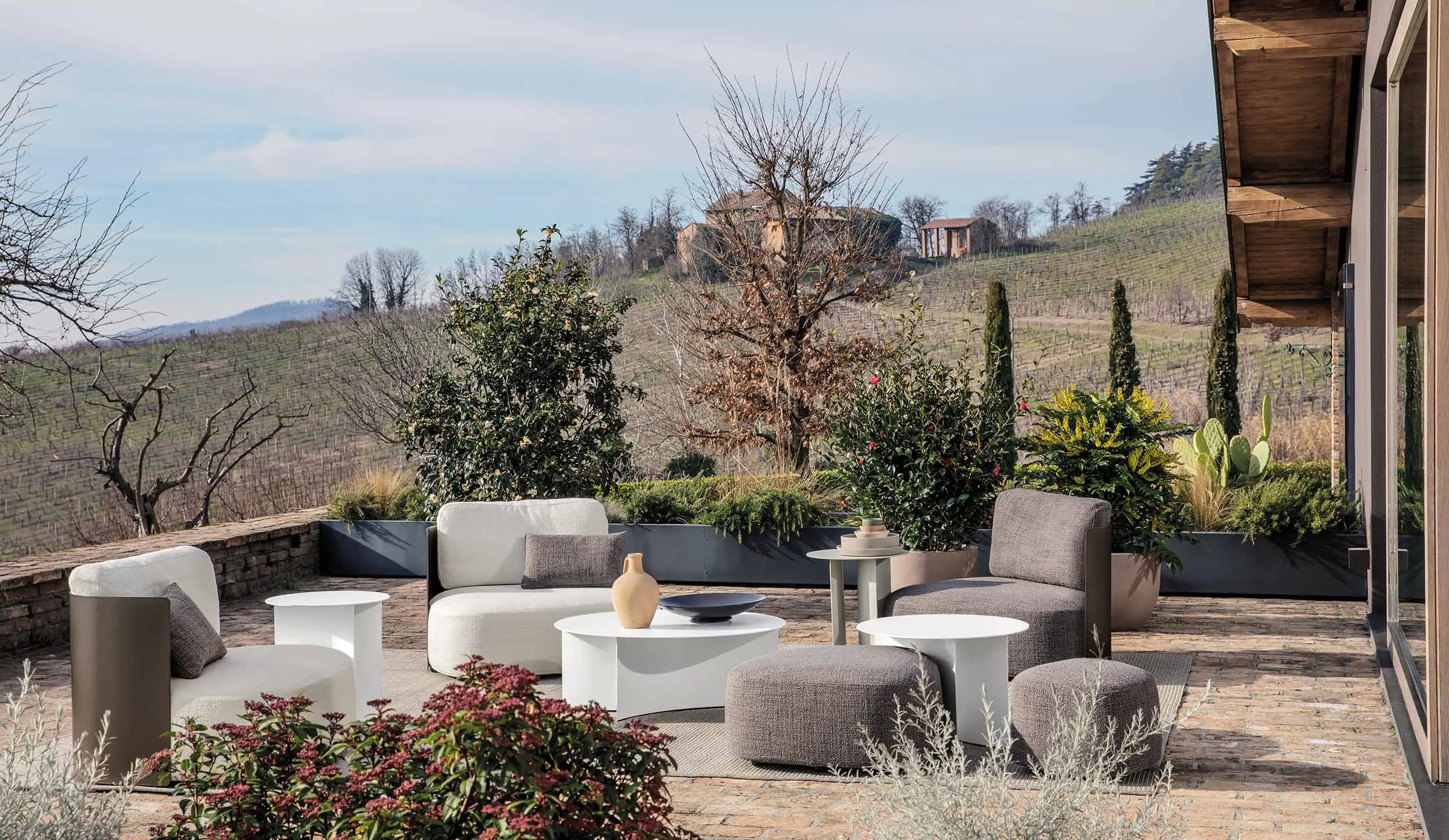 Flou - Pierre Niedrige Tische