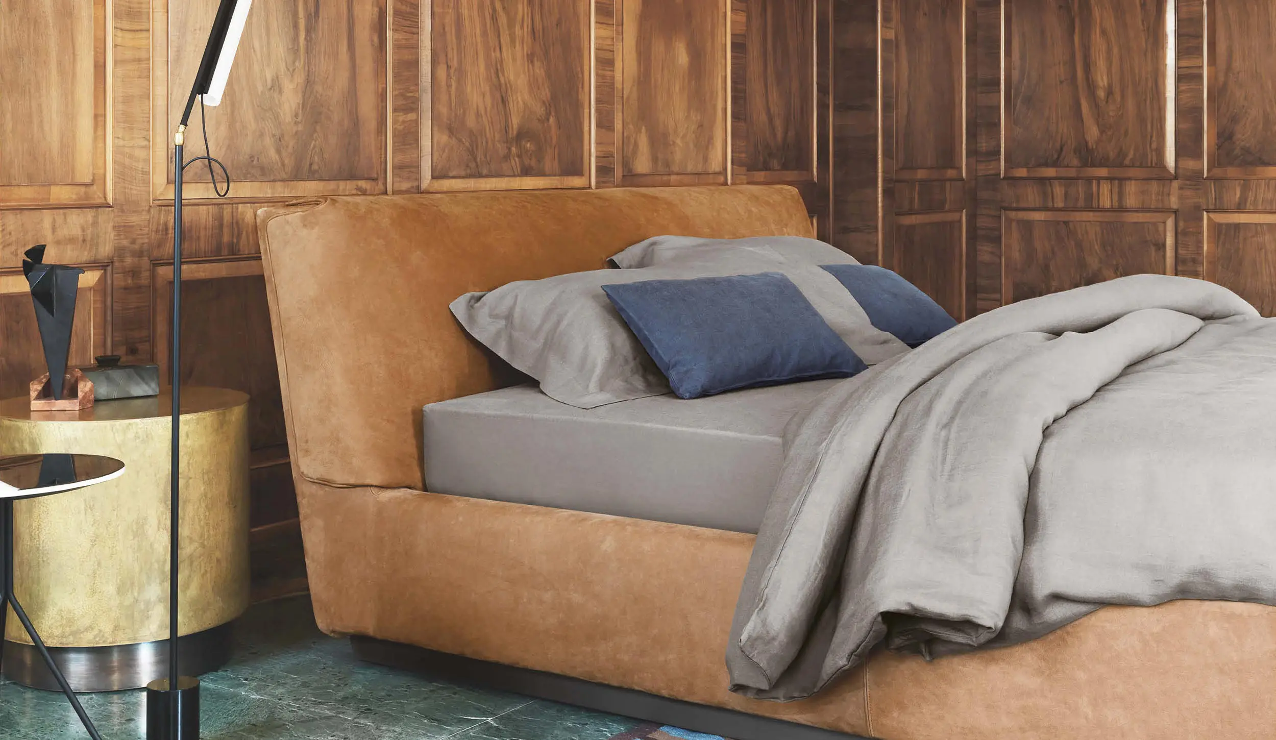 Flou - Gentleman Bed