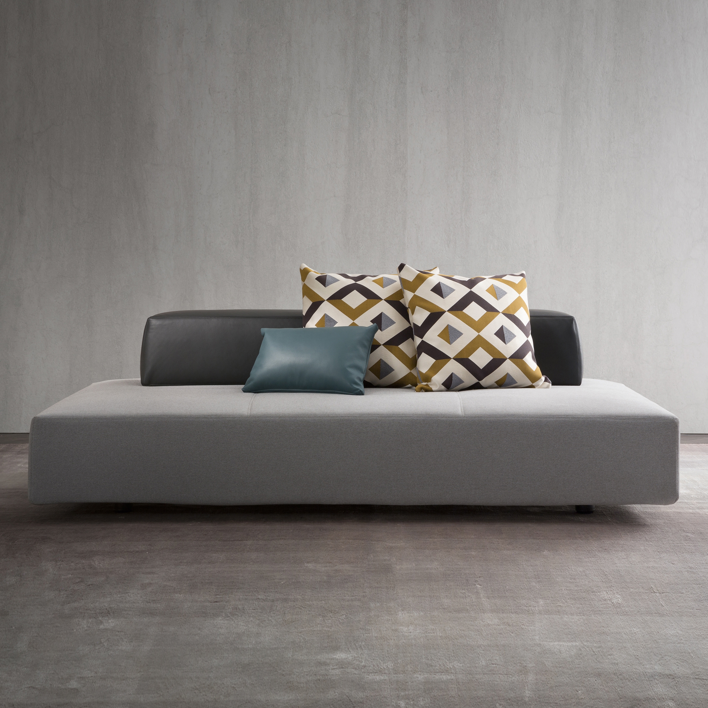 Display product Softbench from manufacturer Flou