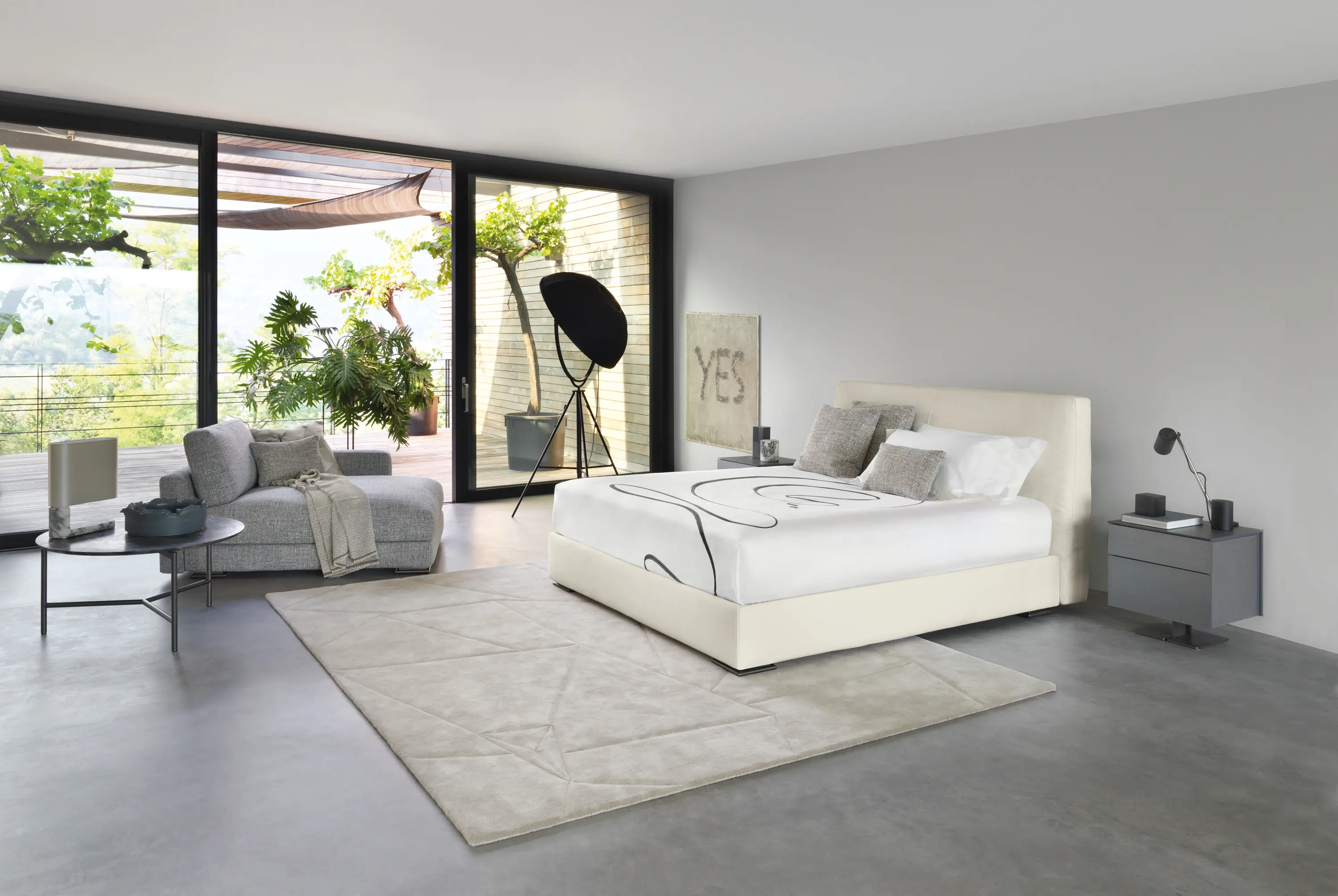 Flou - Mayplace Double Bed