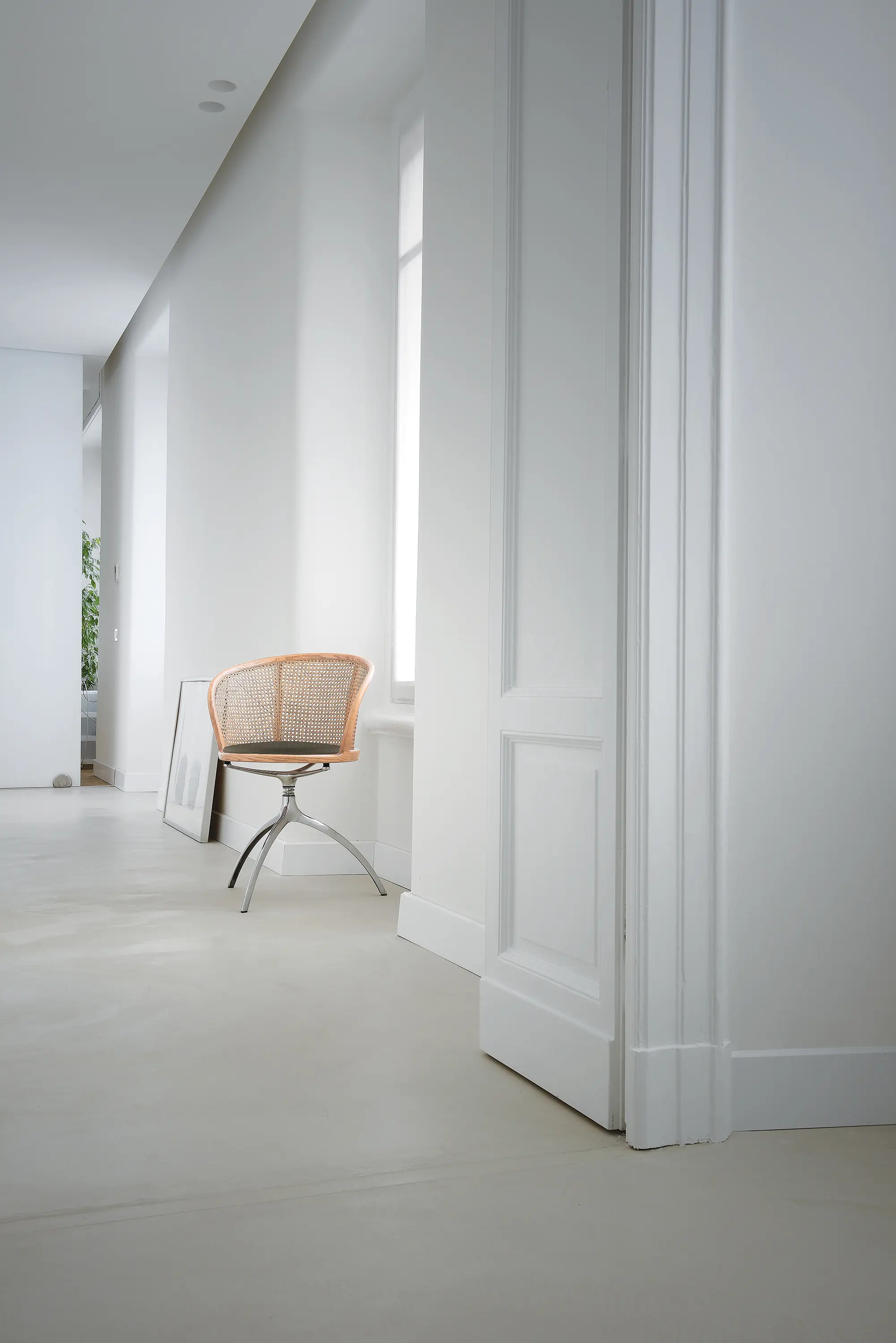 Alias - young lady soft / 901