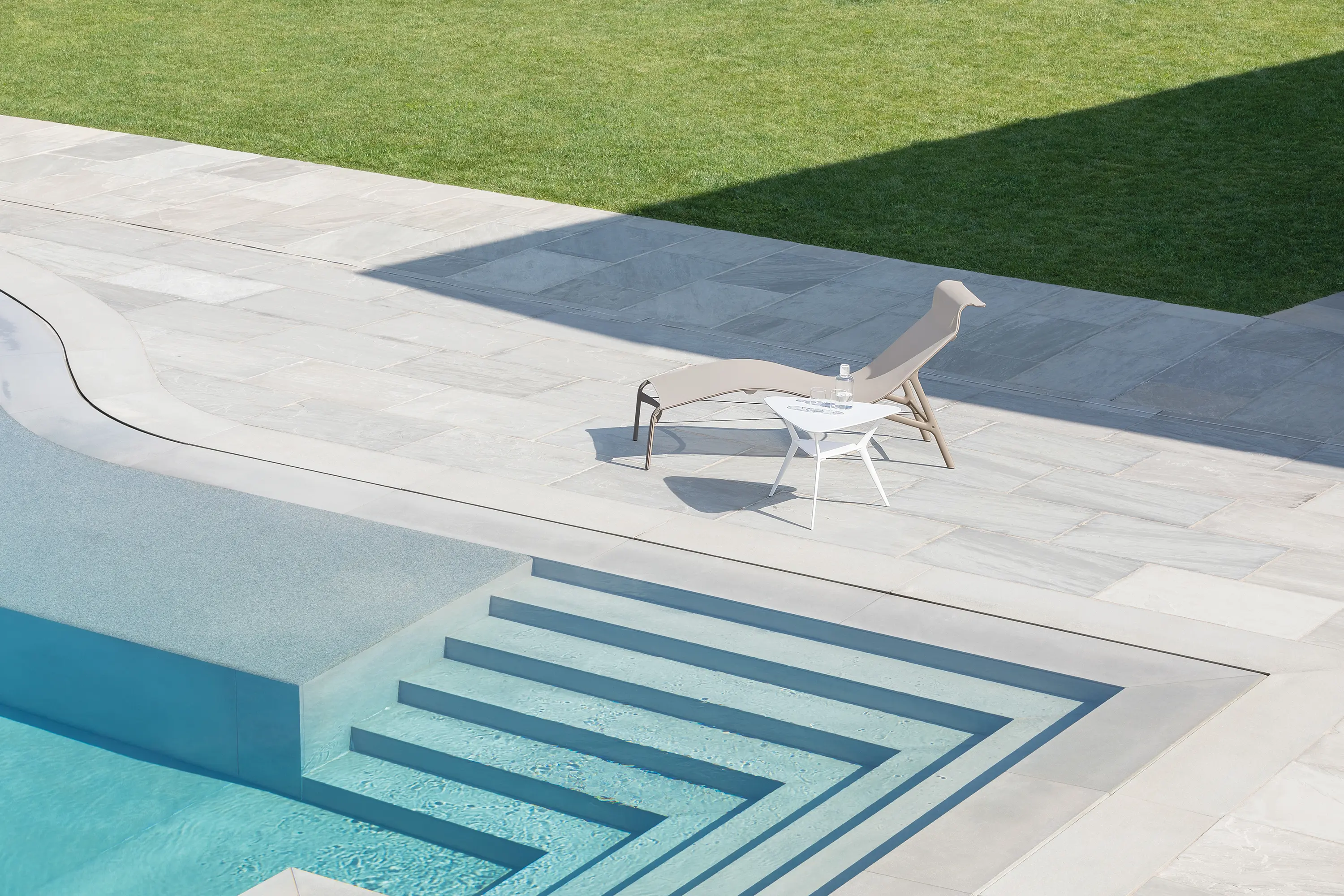 Alias - biplane / 406