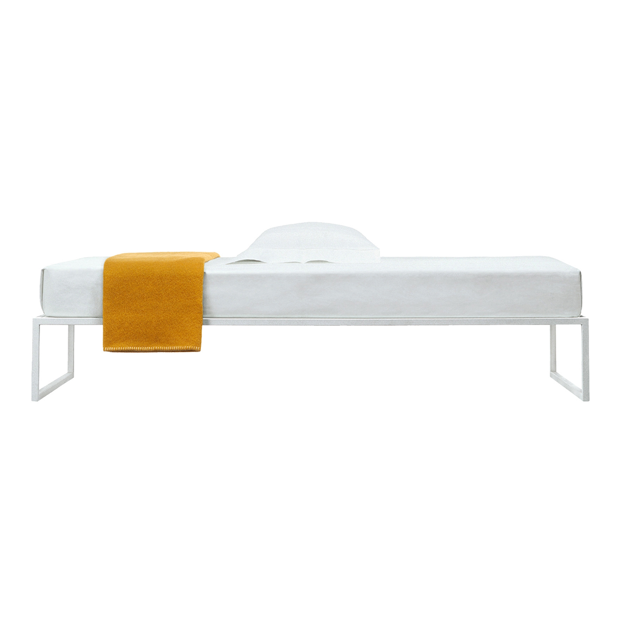 Display product Fronzoni '64 Bed from manufacturer Cappellini