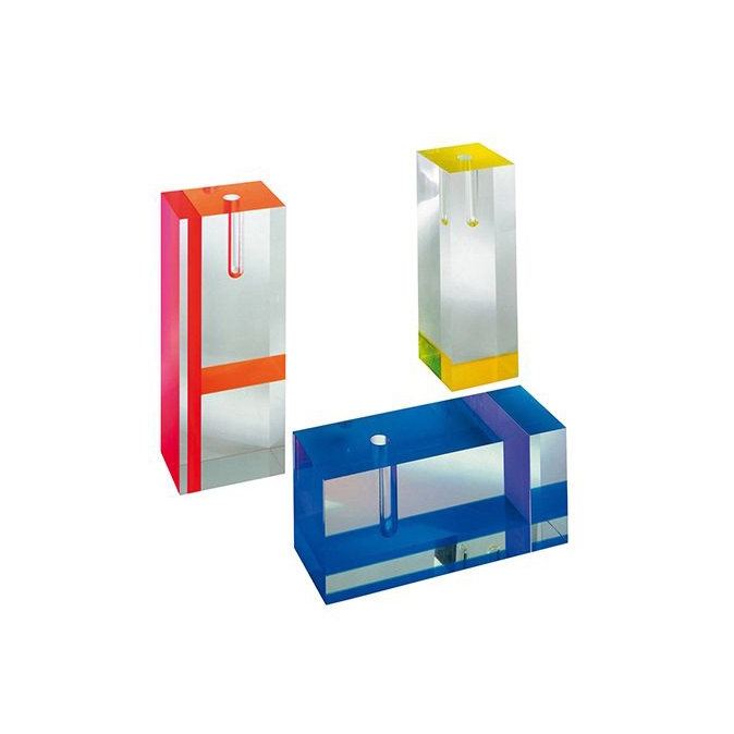 Mostra il prodotto Acrylic Vases del produttore Cappellini