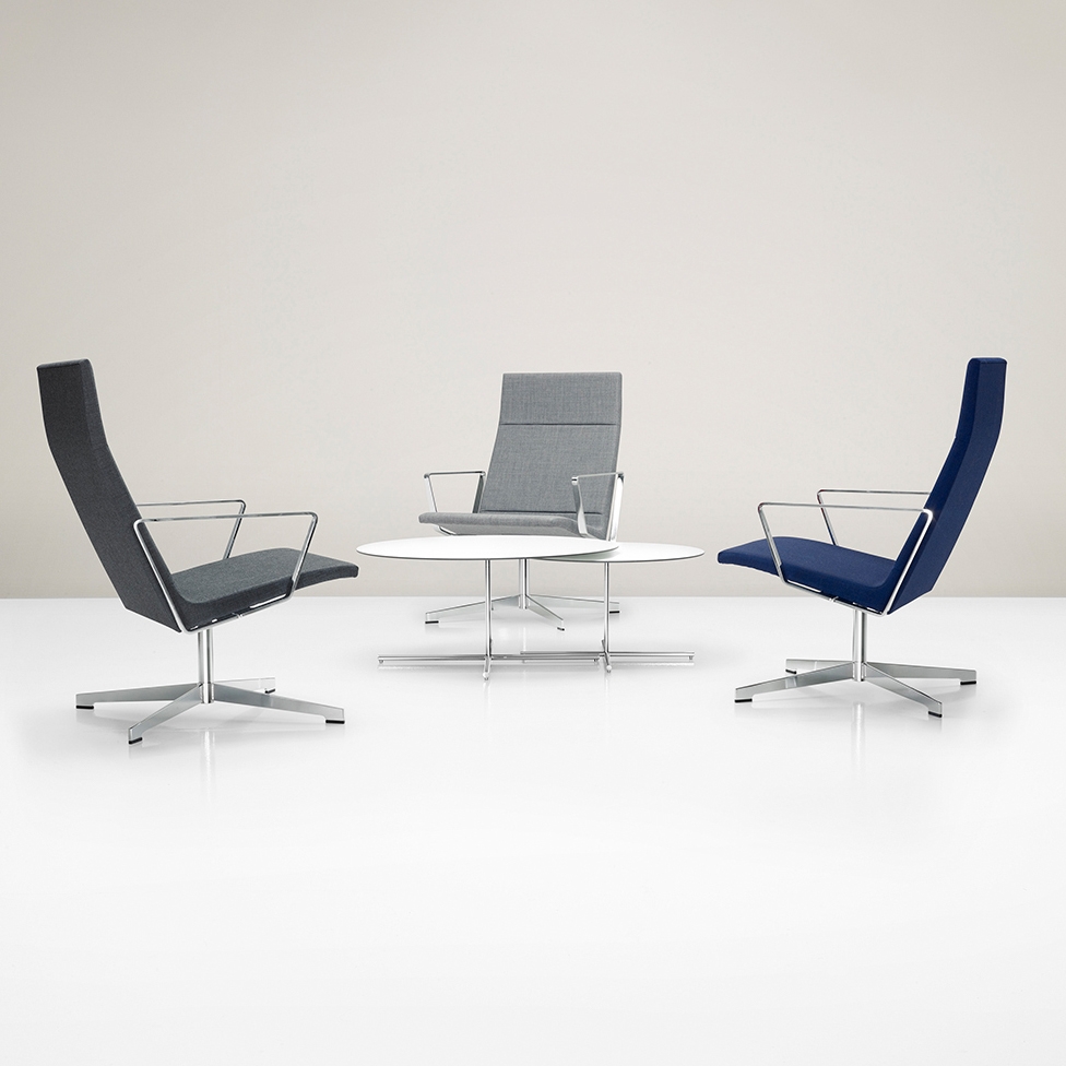 LOUNGE CHAIRS