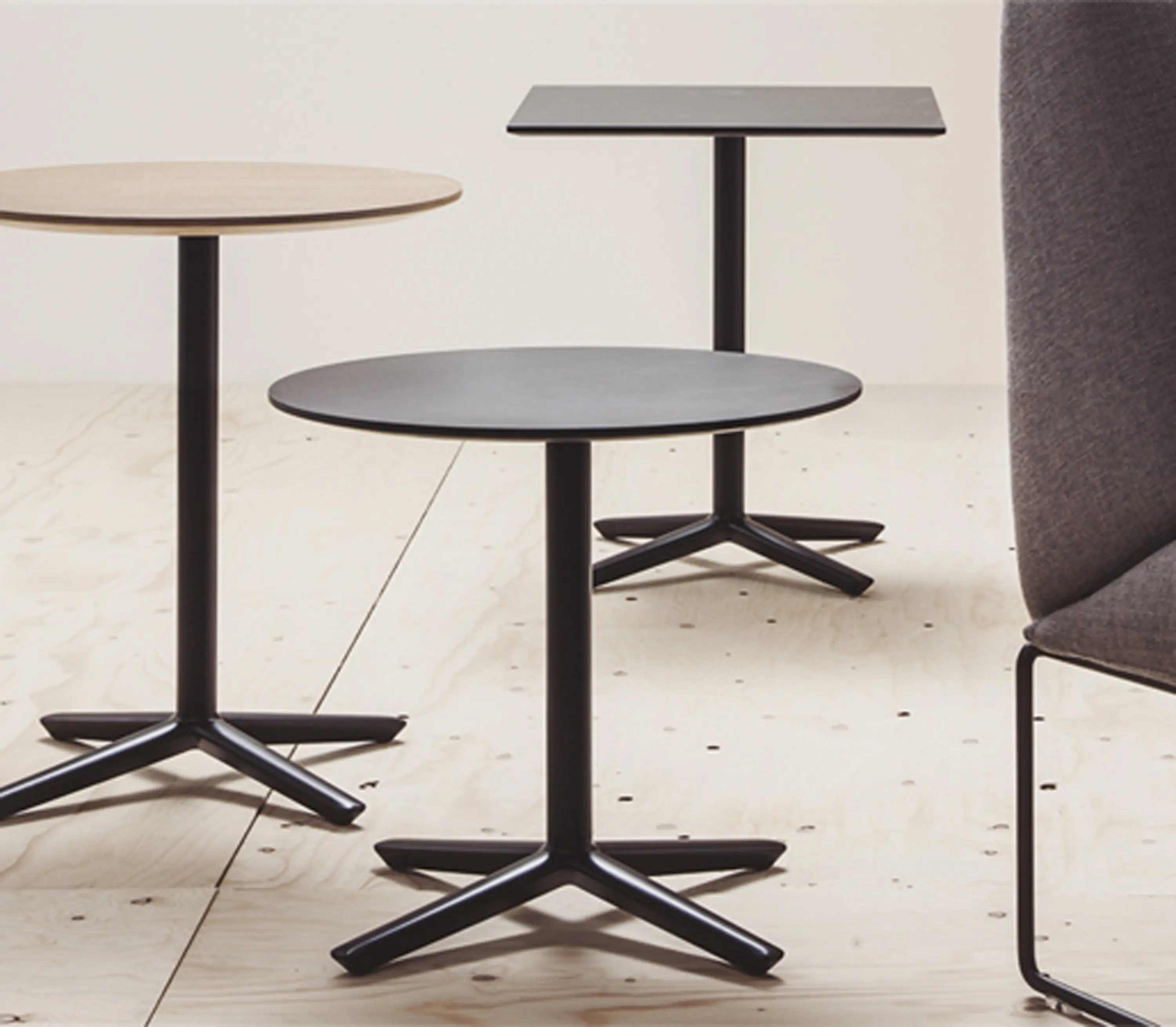 Andreu World - Quattro Occasional ME 6709