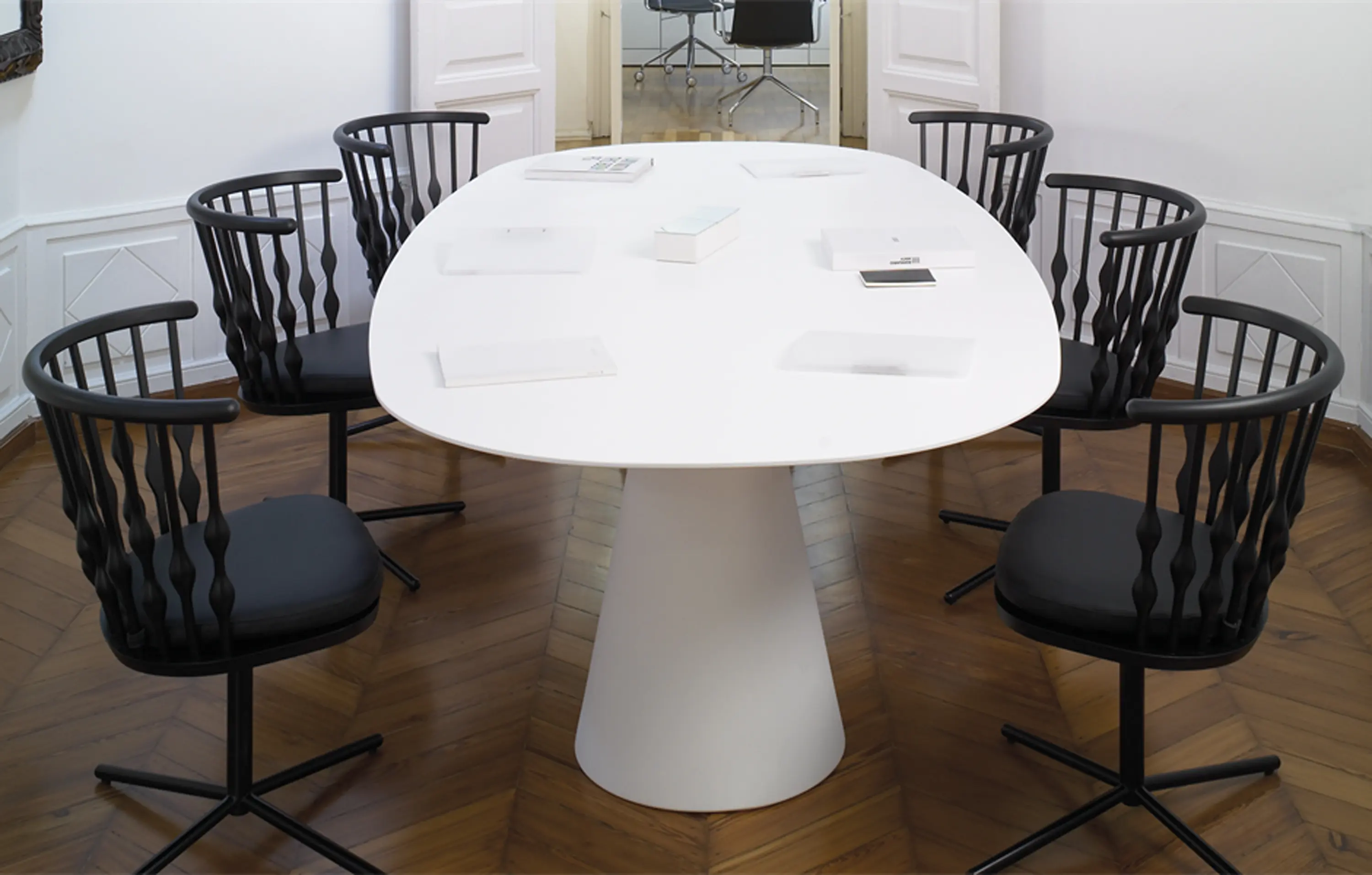 Andreu World - Reverse 38 BM 4520