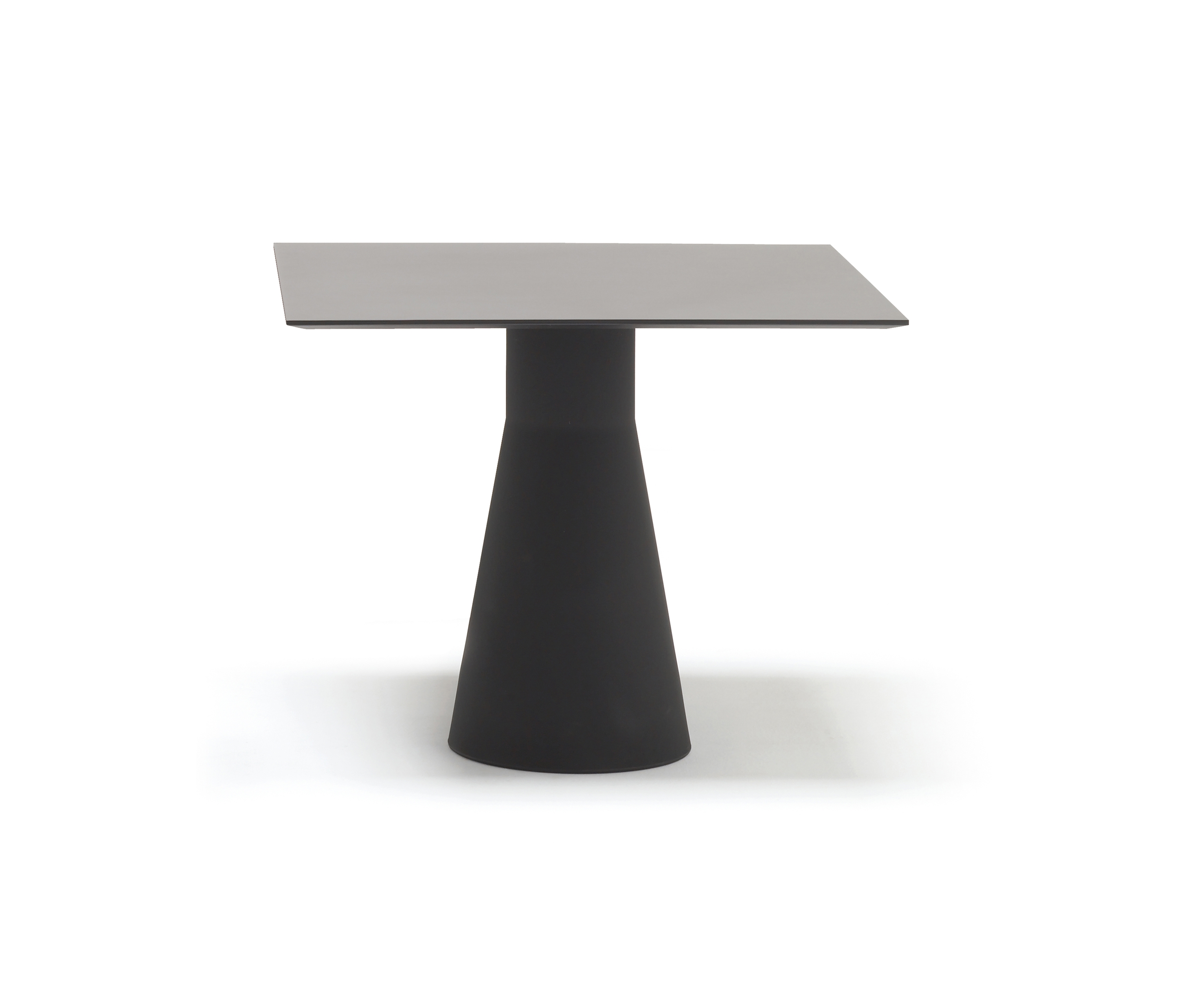Display product Reverse 50 BM 4521 from manufacturer Andreu World