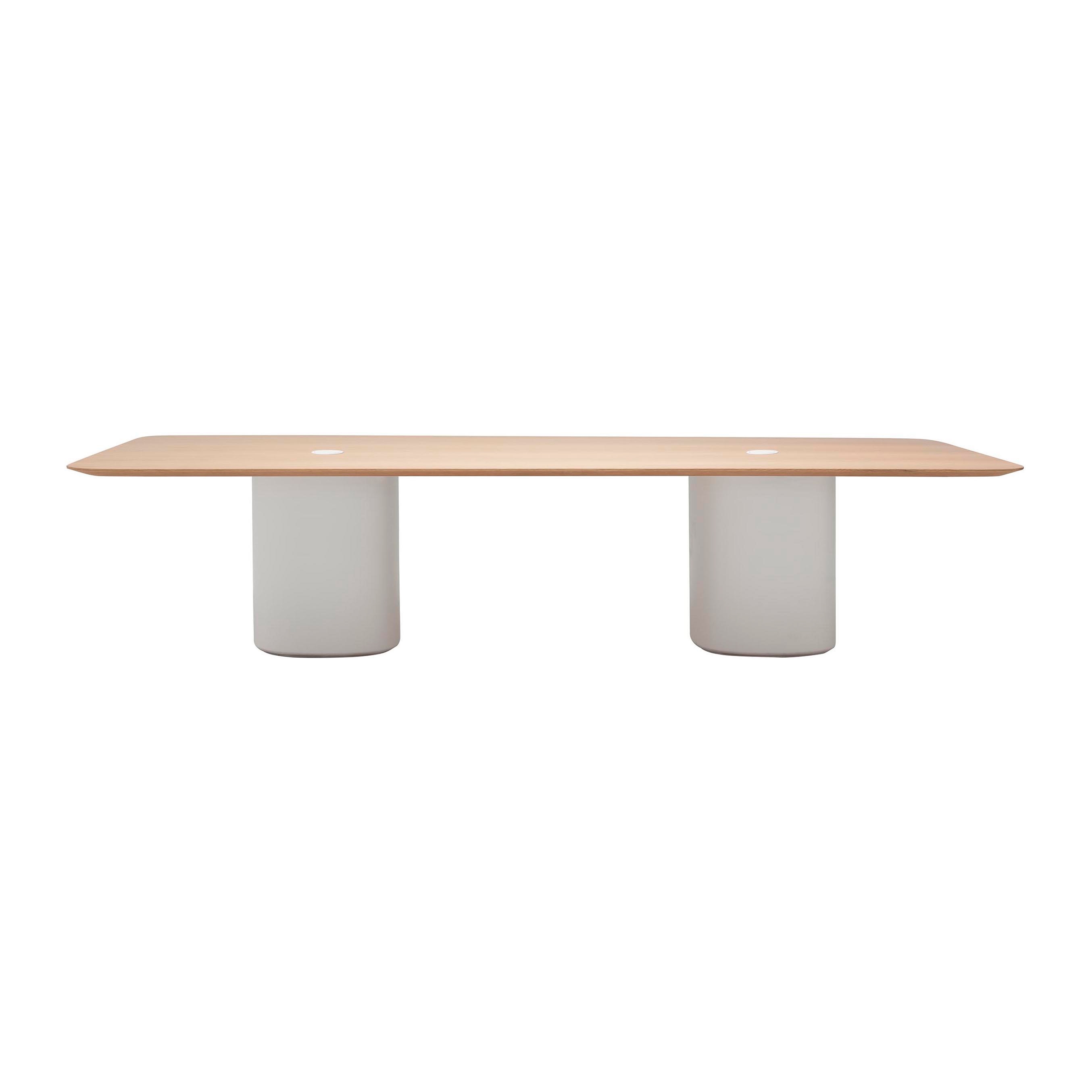 Mostra il prodotto Solid Conference Table ME 03274 del produttore Andreu World